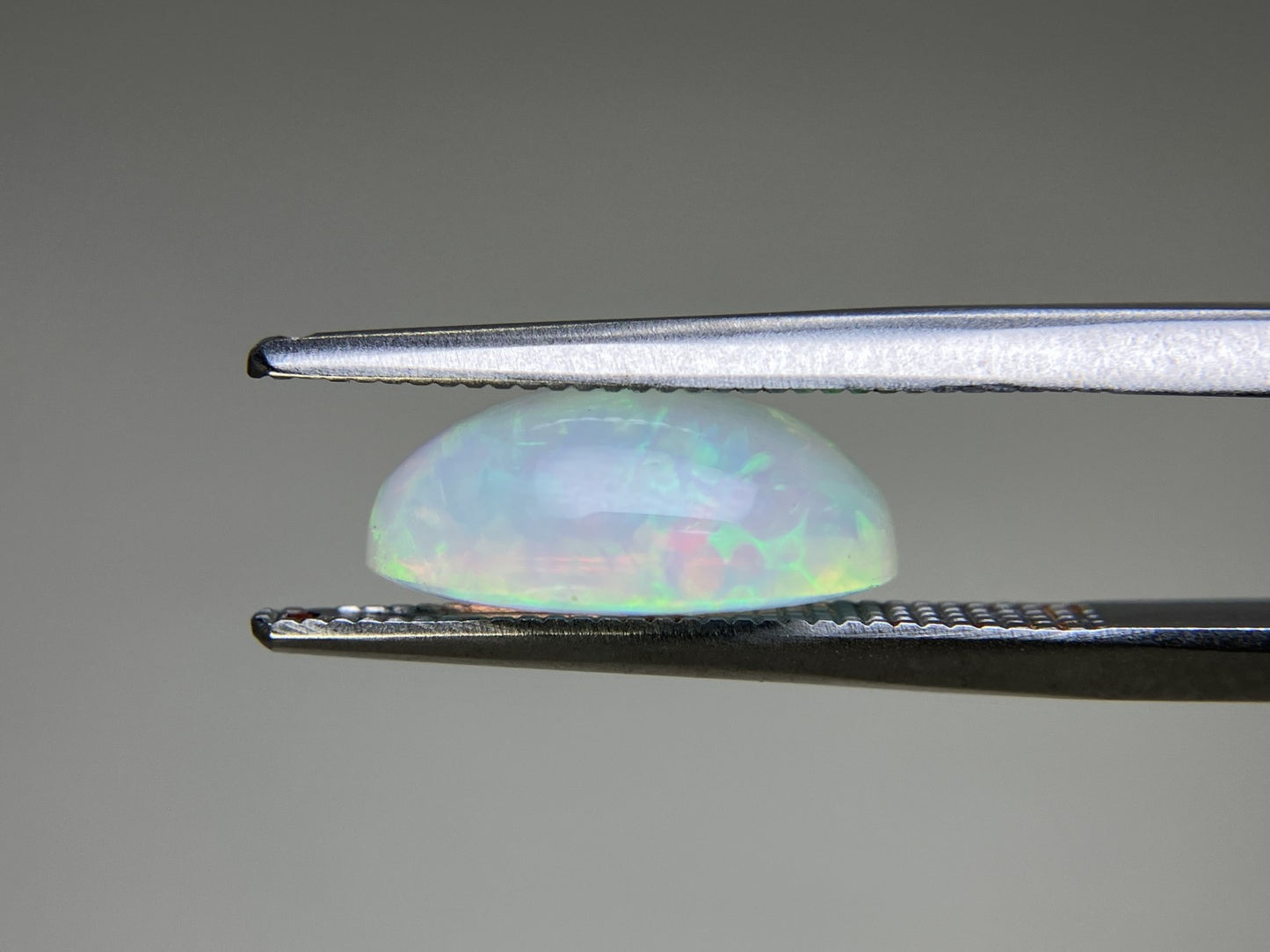 オパール 2.210ct  宝石ソーティング付き  12.1㎜×8.0㎜×5.0㎜  天然 ルース（ 裸石 ） 4424YY