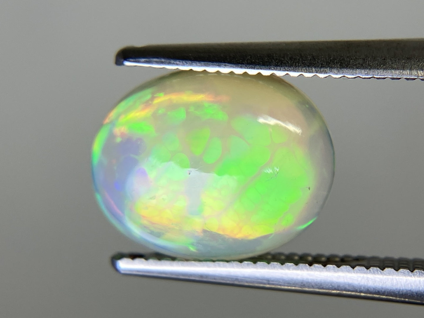 オパール 1.400ct  宝石ソーティング付き  10.9㎜×8.7㎜×3.1㎜  天然 ルース（ 裸石 ） 4423YY