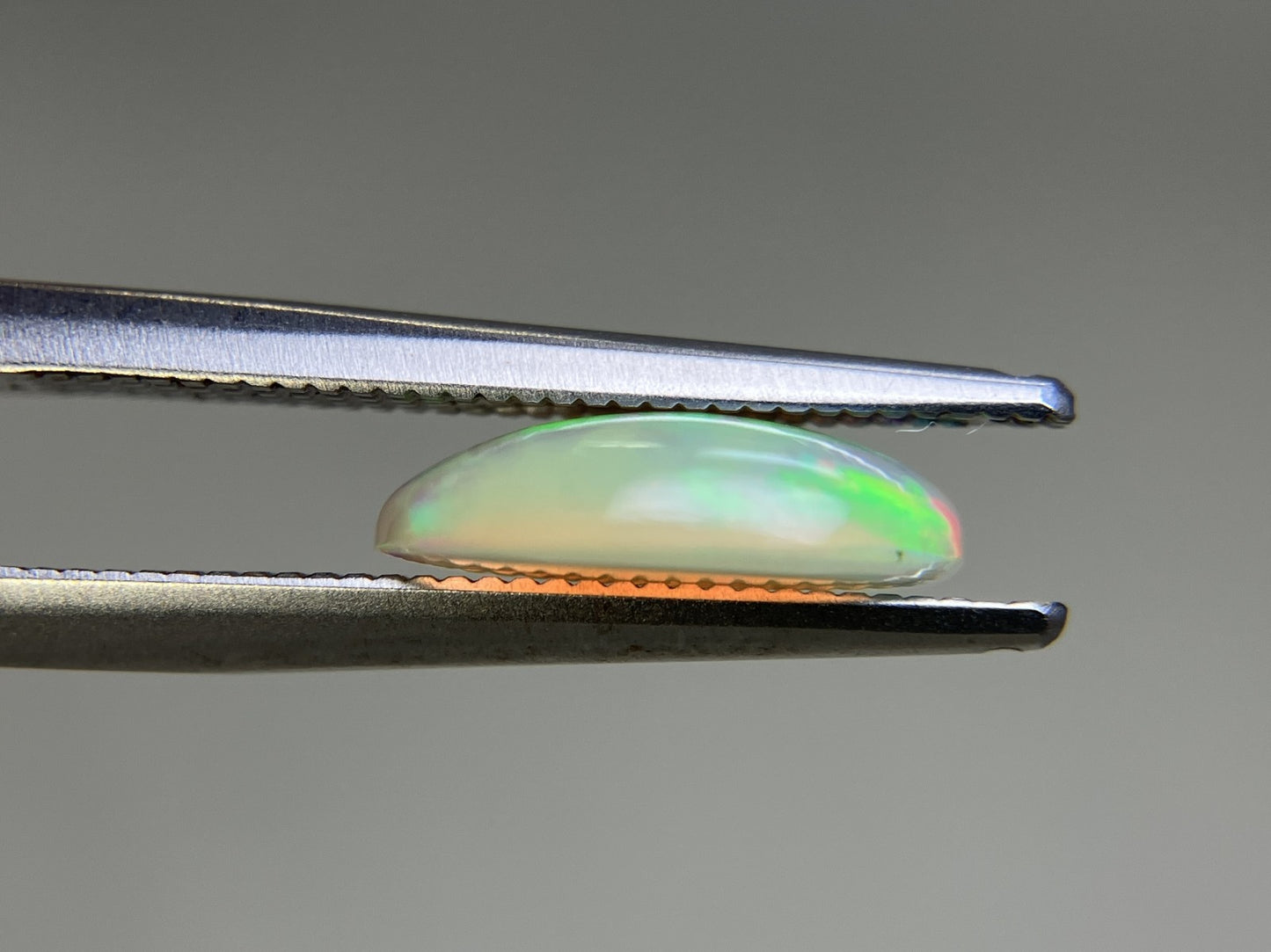 オパール 1.400ct  宝石ソーティング付き  10.9㎜×8.7㎜×3.1㎜  天然 ルース（ 裸石 ） 4423YY