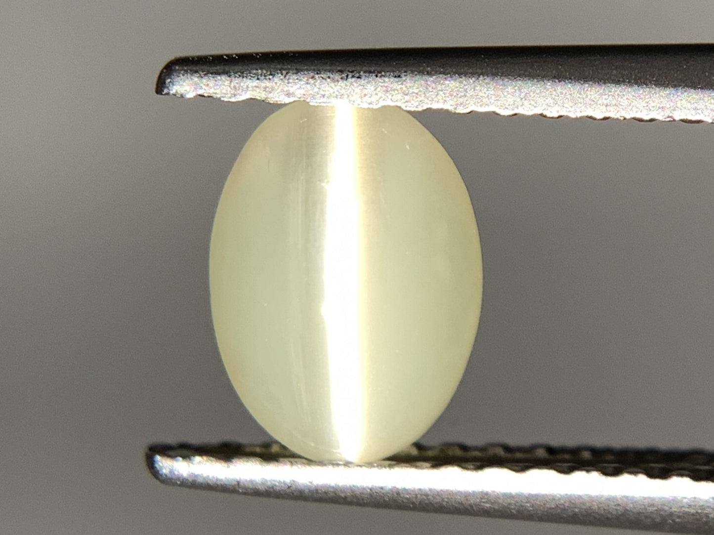クリソベリルキャッツアイ 天然  1.030ct  宝石ソーティング付き  7.0㎜×5.1㎜×2.9㎜ ルース（ 裸石 ）  6074Y