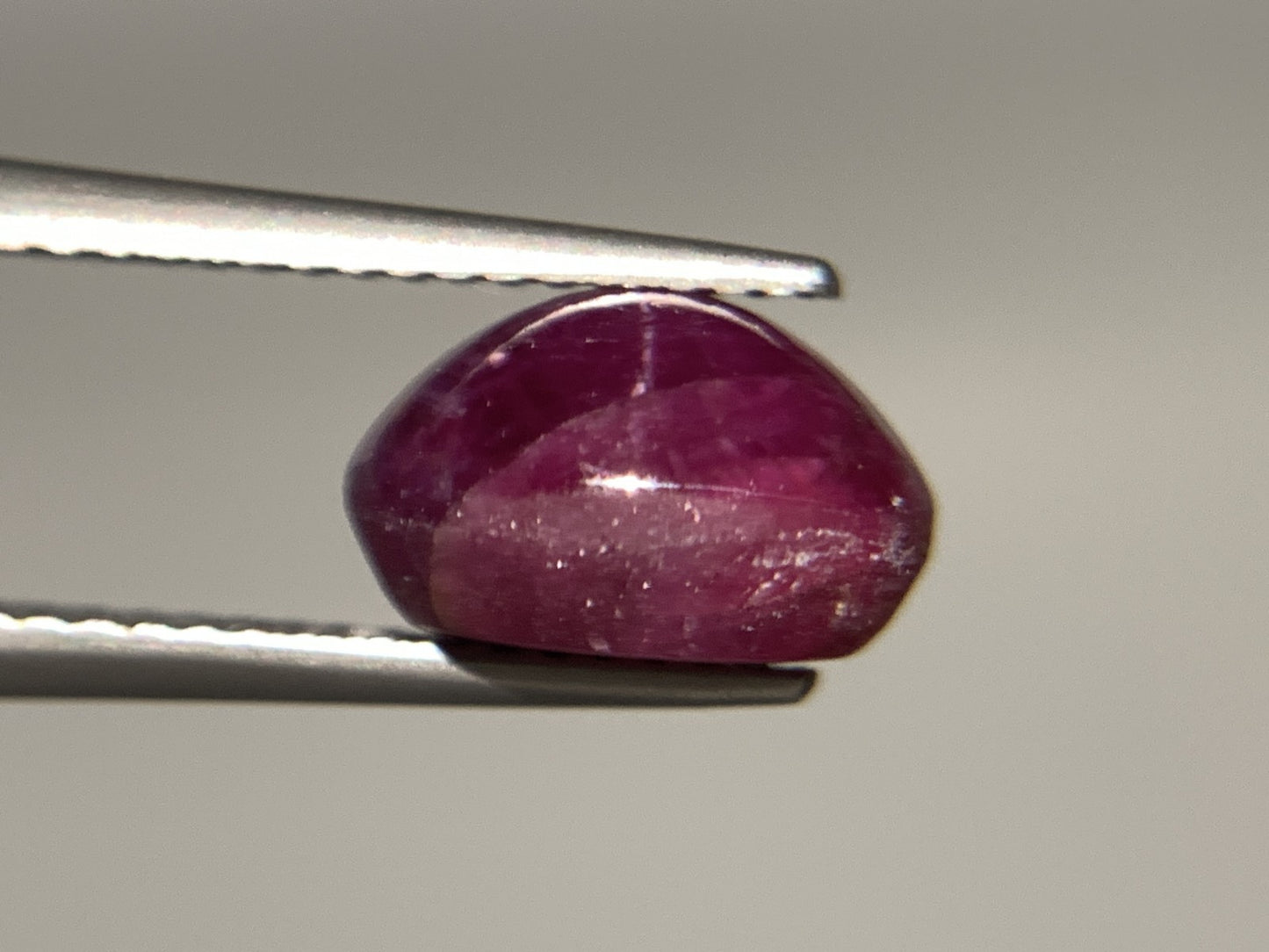 スタールビー 5.419ct 宝石ソーティング付き  10.0㎜×8.0㎜×6.2㎜  ルース（ 裸石 ） 2997Y