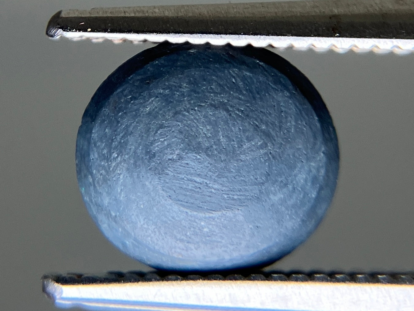 ブラックオパール 天然 1.134ct 中央宝石ソーティング付き 7.7㎜×7.0㎜×3.4㎜ ルース（ 裸石 ） 7654YY