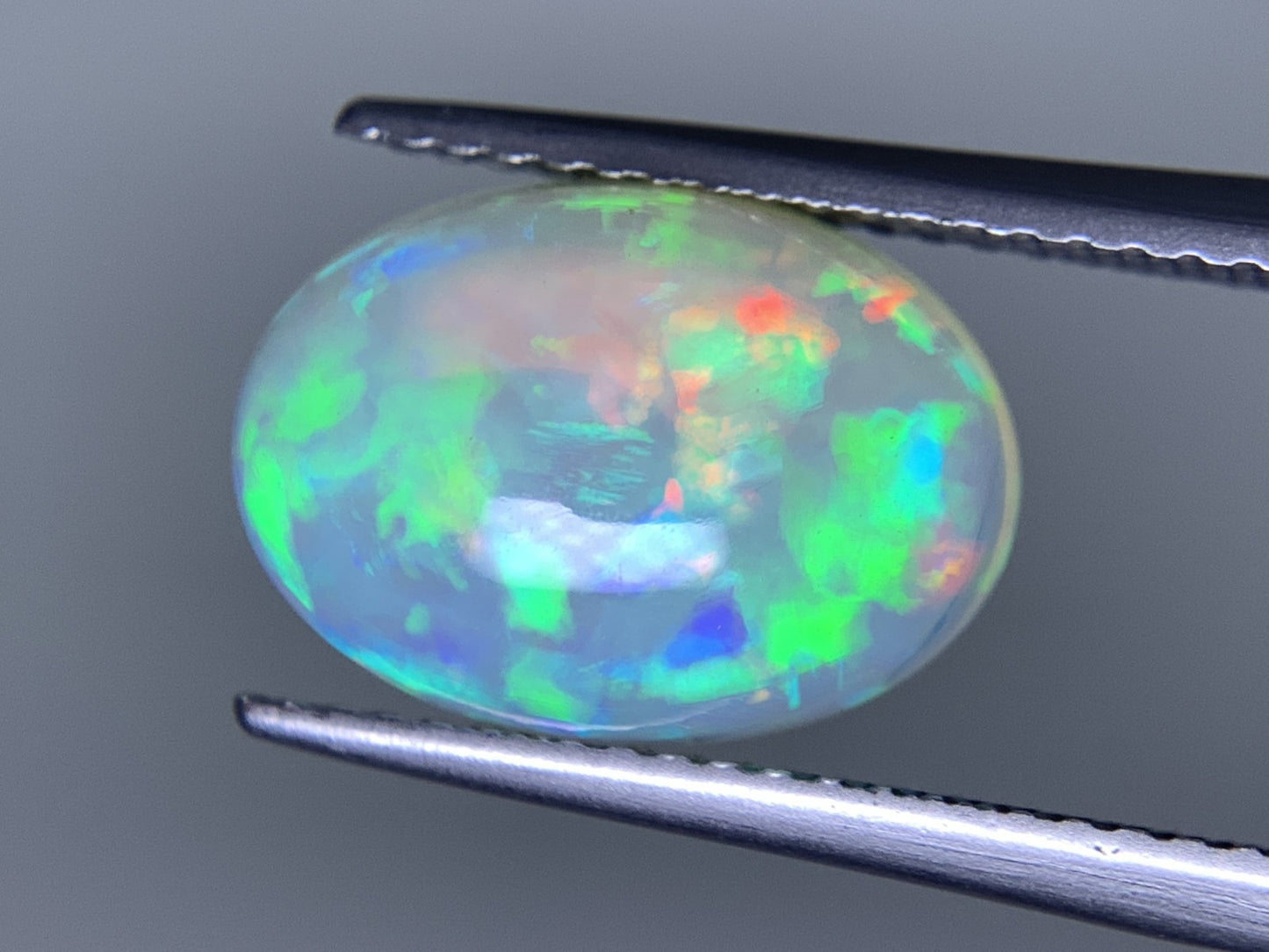 オパール 2.887ct 宝石ソーティング付き 12.8㎜×9.2㎜×5.1㎜ 天然 ルース（ 裸石 ） 4290Y