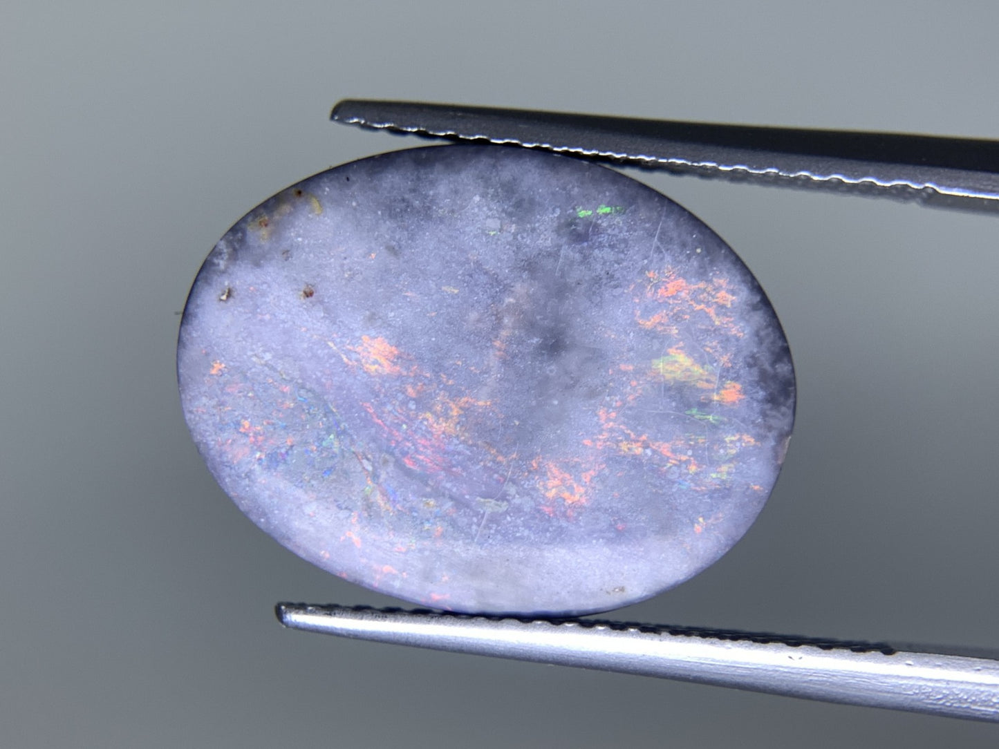 ブラックオパール 天然 4.641ct 中央宝石ソーティング付き 17.4㎜×13.4㎜×3.1㎜ 天然 ルース（ 裸石 ） 5201Y