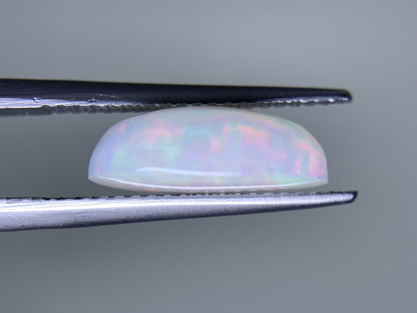 オパール 2.961ct  宝石ソーティング付き  13.1㎜×8.7㎜×4.8㎜  天然 ルース（ 裸石 ） 4293Y