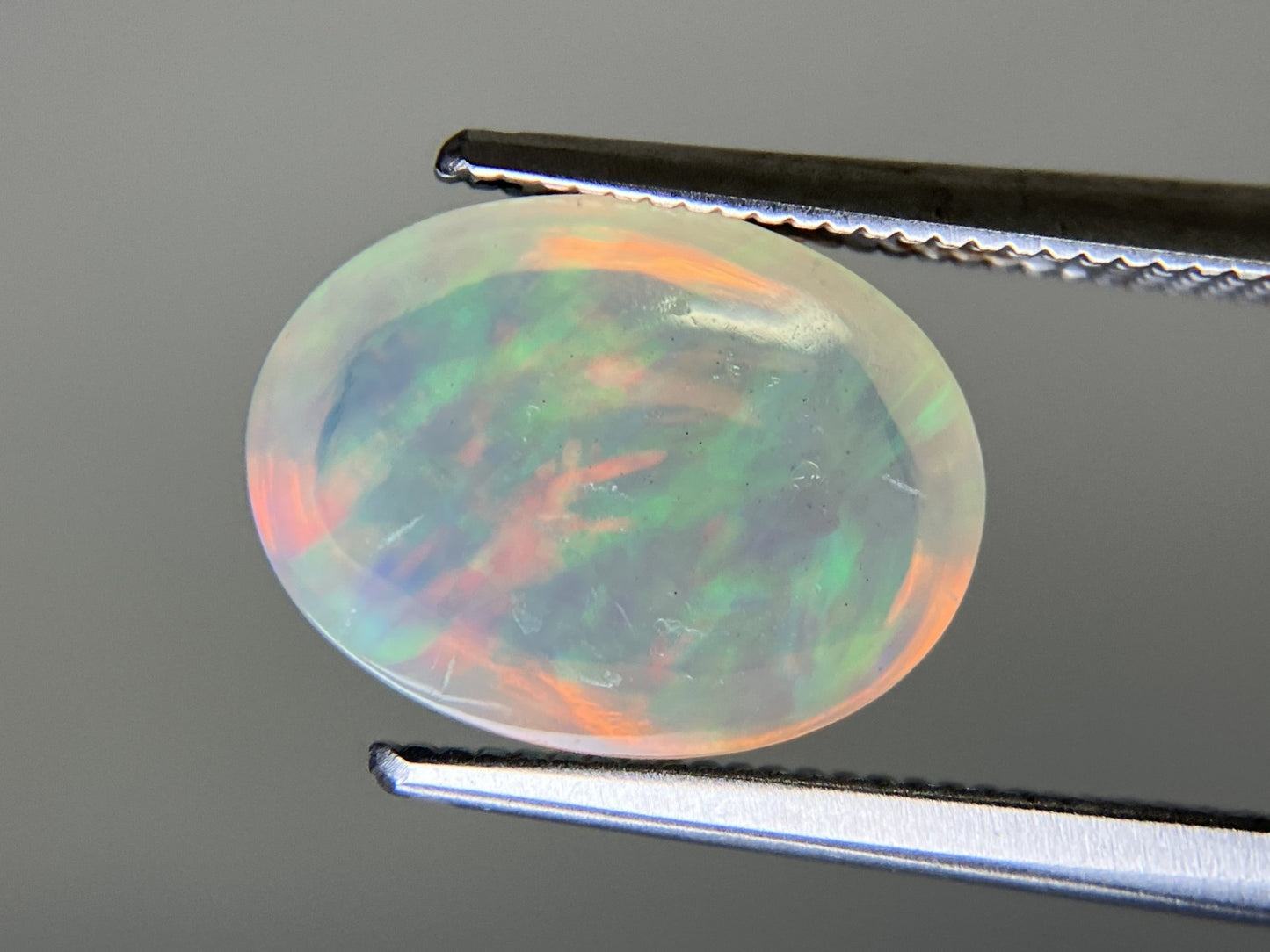 オパール 3.062ct  宝石ソーティング付き  12.2㎜×9.3㎜×5.0㎜  天然 ルース（ 裸石 ） 4415YY
