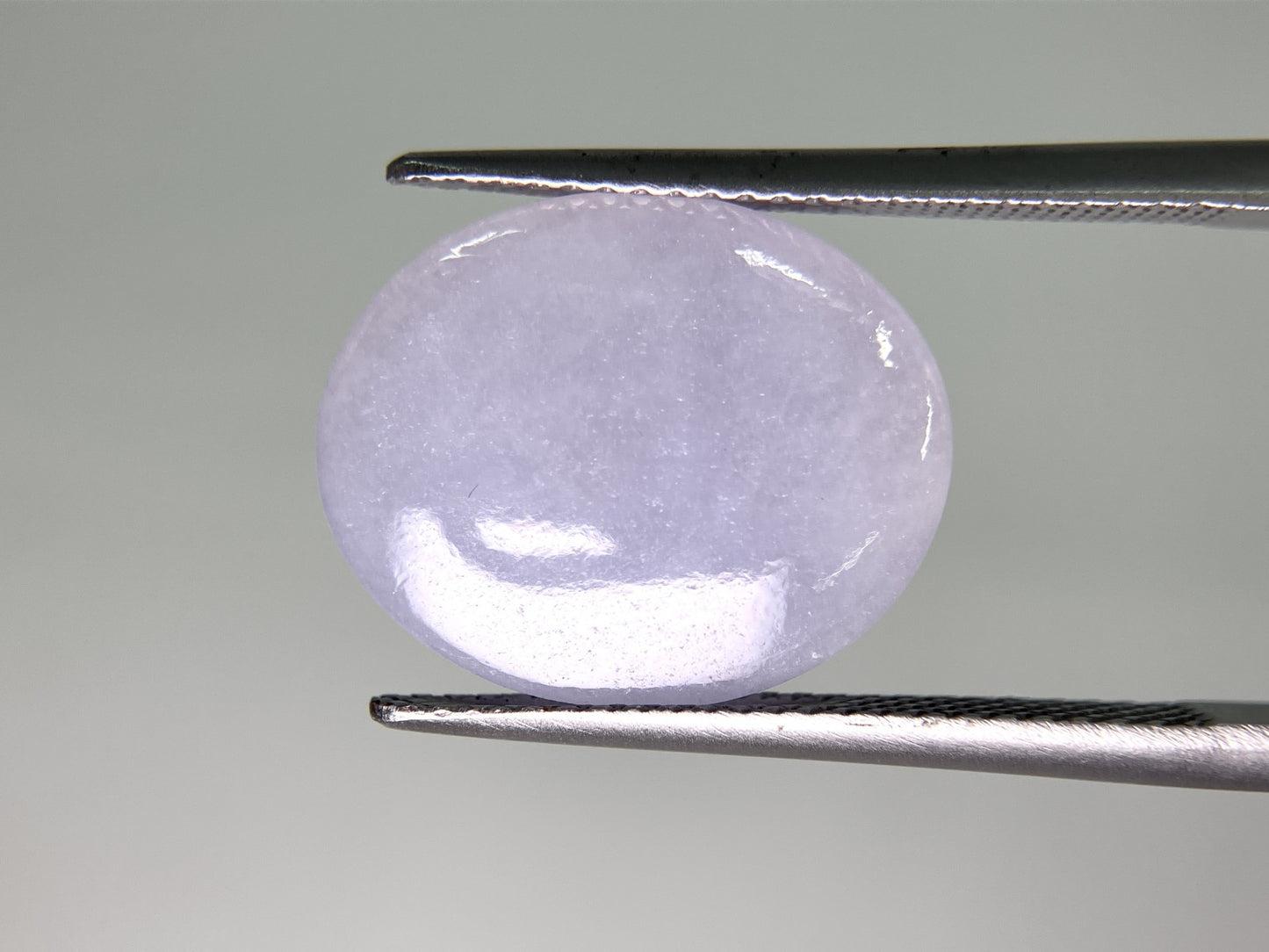 翡翠　ひすい 12.540ct 中央宝石ソーティング付き 16.0㎜×13.0㎜×6.6㎜ ルース（ 裸石 ） 3145YY