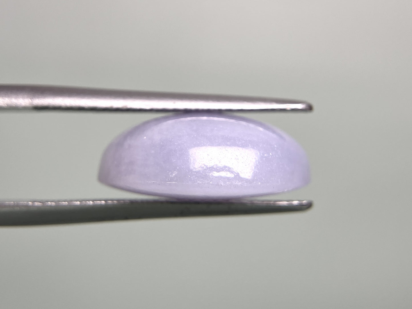 翡翠　ひすい 12.540ct 中央宝石ソーティング付き 16.0㎜×13.0㎜×6.6㎜ ルース（ 裸石 ） 3145YY