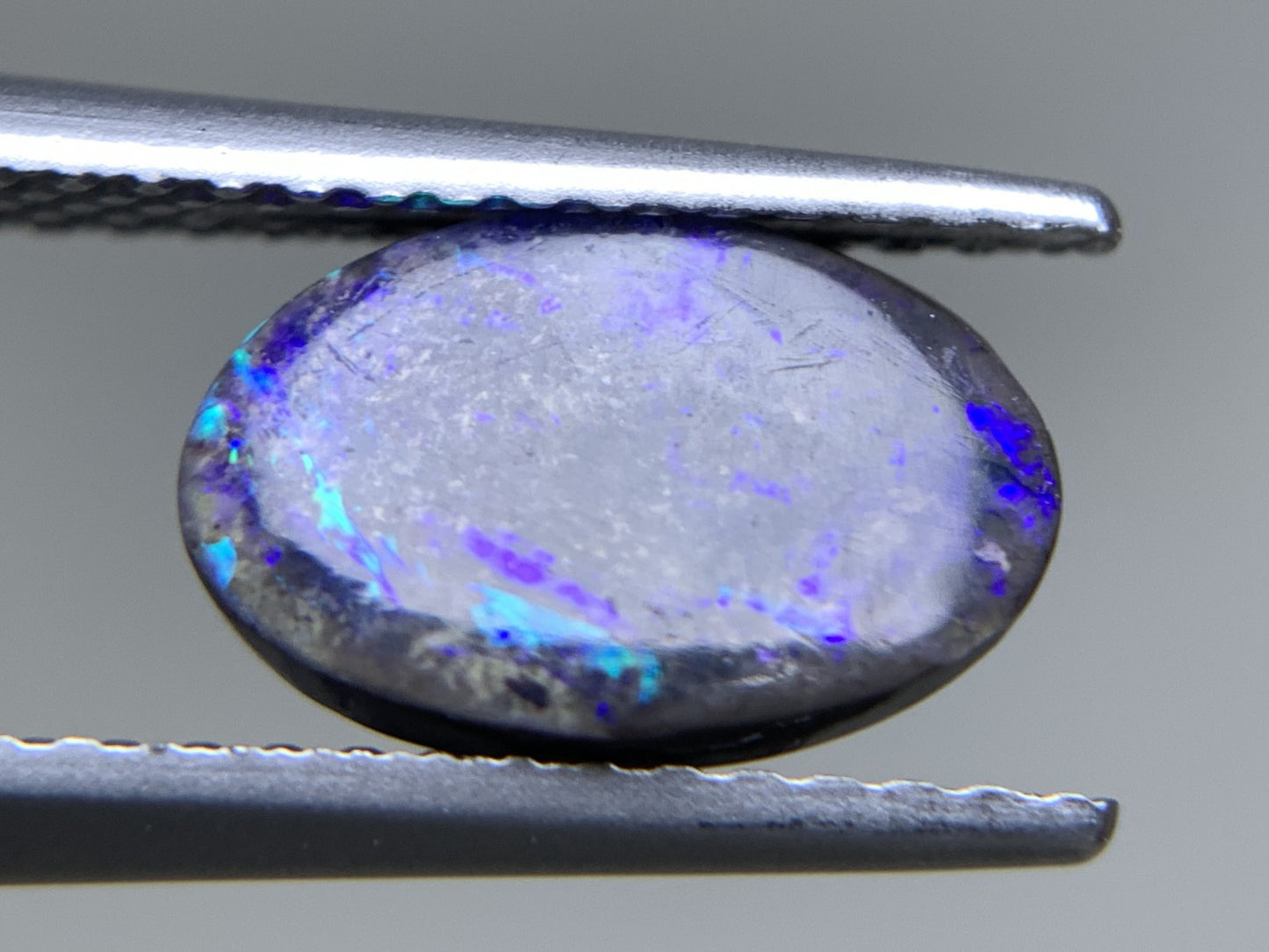 ブラックオパール 天然 0.962ct 宝石ソーティング付き 9.8㎜×6.6㎜×2.2㎜ ルース（ 裸石 ） 7004Y
