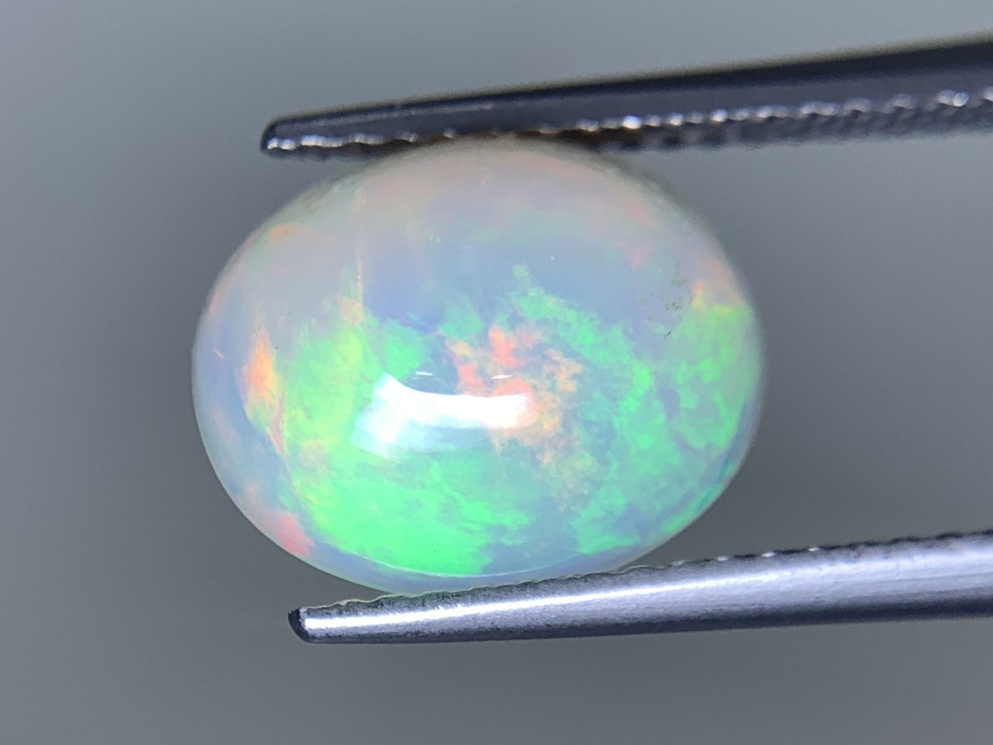 オパール 天然  1.851ct  宝石ソーティング付き  11.2㎜×9.2㎜×4.5㎜  ラッピング無料  ルース（ 裸石 ）  5152Y