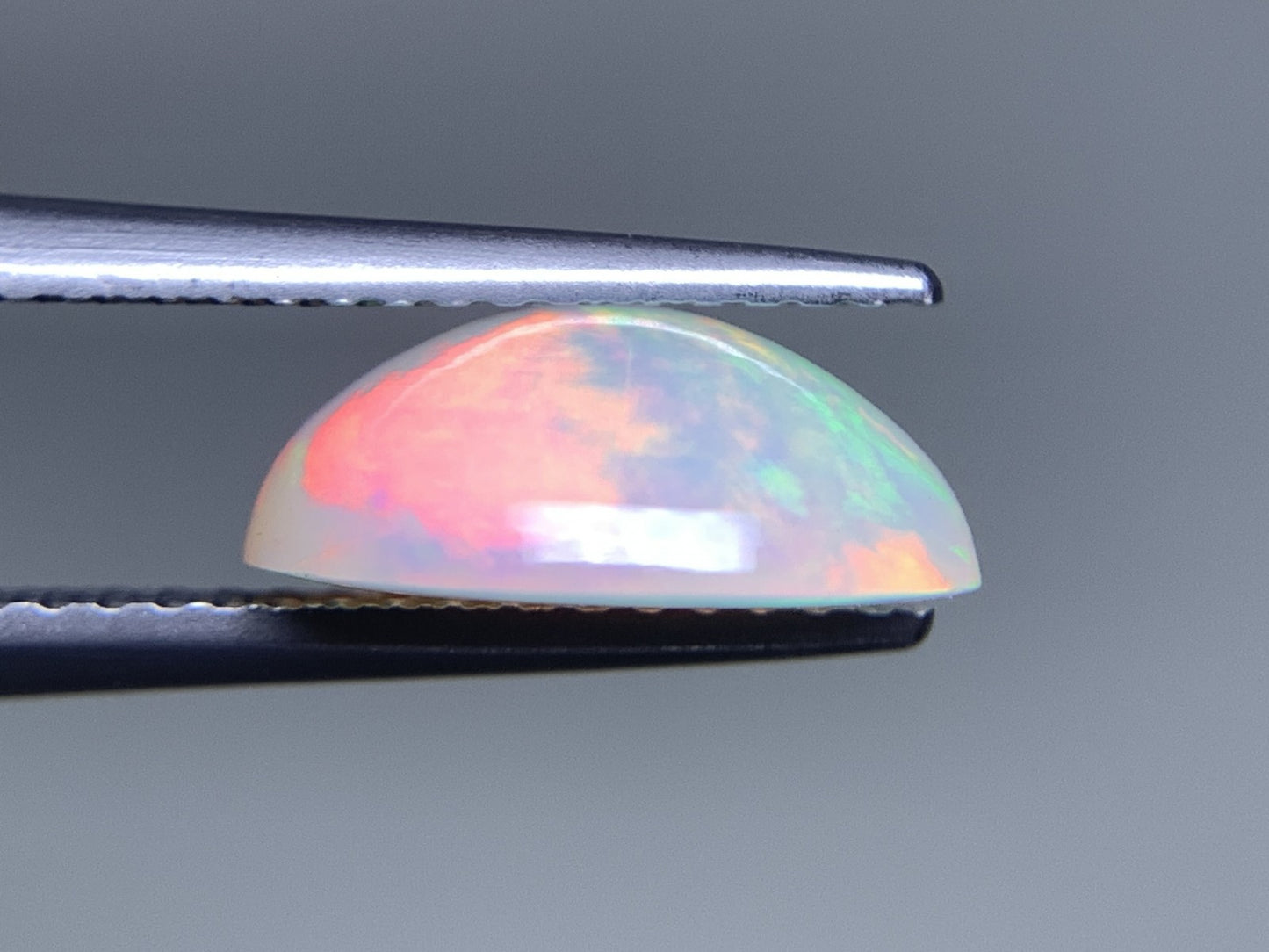 オパール 天然  1.851ct  宝石ソーティング付き  11.2㎜×9.2㎜×4.5㎜  ラッピング無料  ルース（ 裸石 ）  5152Y