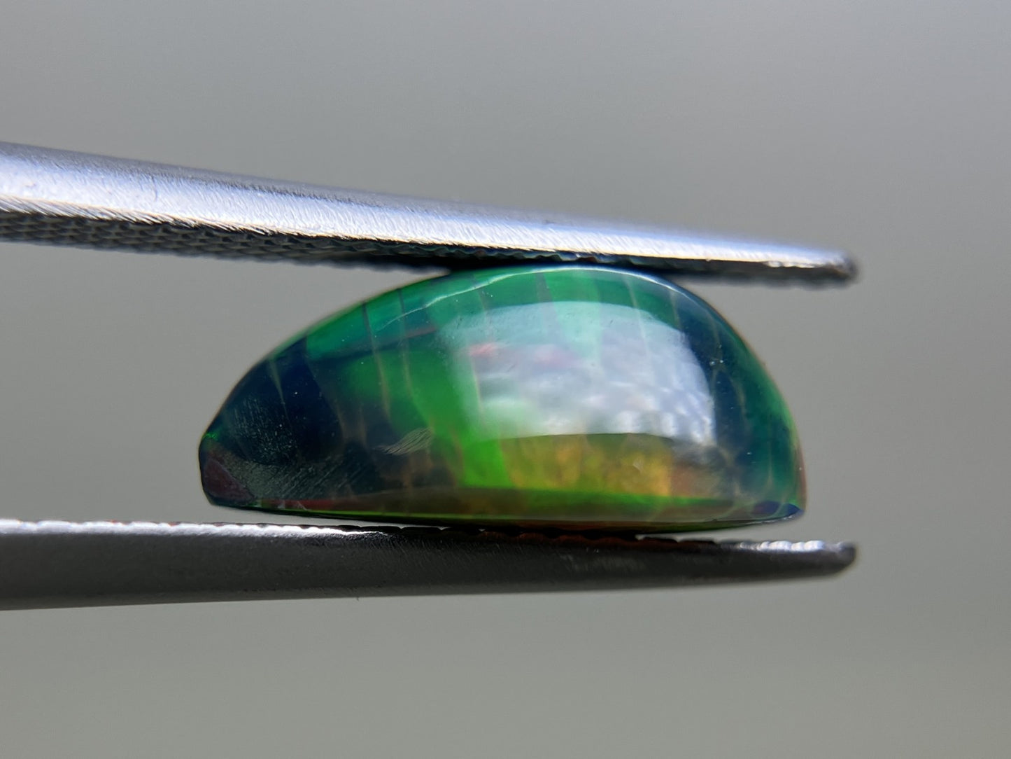 ハニカムブラックオパール（黒色化） 3.119ct 宝石ソーティング付き  12.7㎜×8.7㎜×5.8㎜  ルース（ 裸石 ） 3412YY