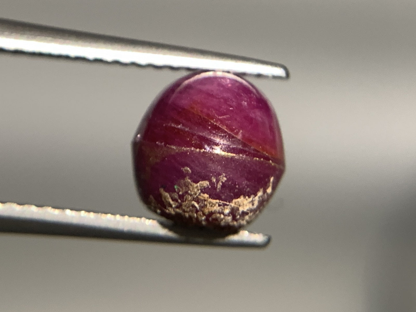 スタールビー 天然 5.848ct 宝石ソーティング付き 9.1㎜×7.7㎜×7.9㎜ ラッピング無料 ルース（ 裸石 ） 5120Y