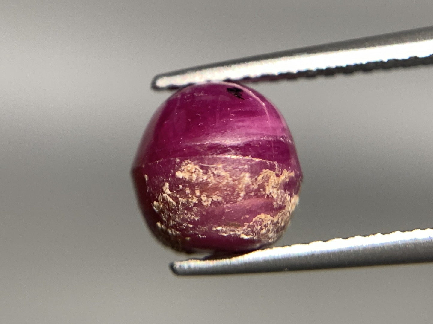 スタールビー 天然 5.848ct 宝石ソーティング付き 9.1㎜×7.7㎜×7.9㎜ ラッピング無料 ルース（ 裸石 ） 5120Y