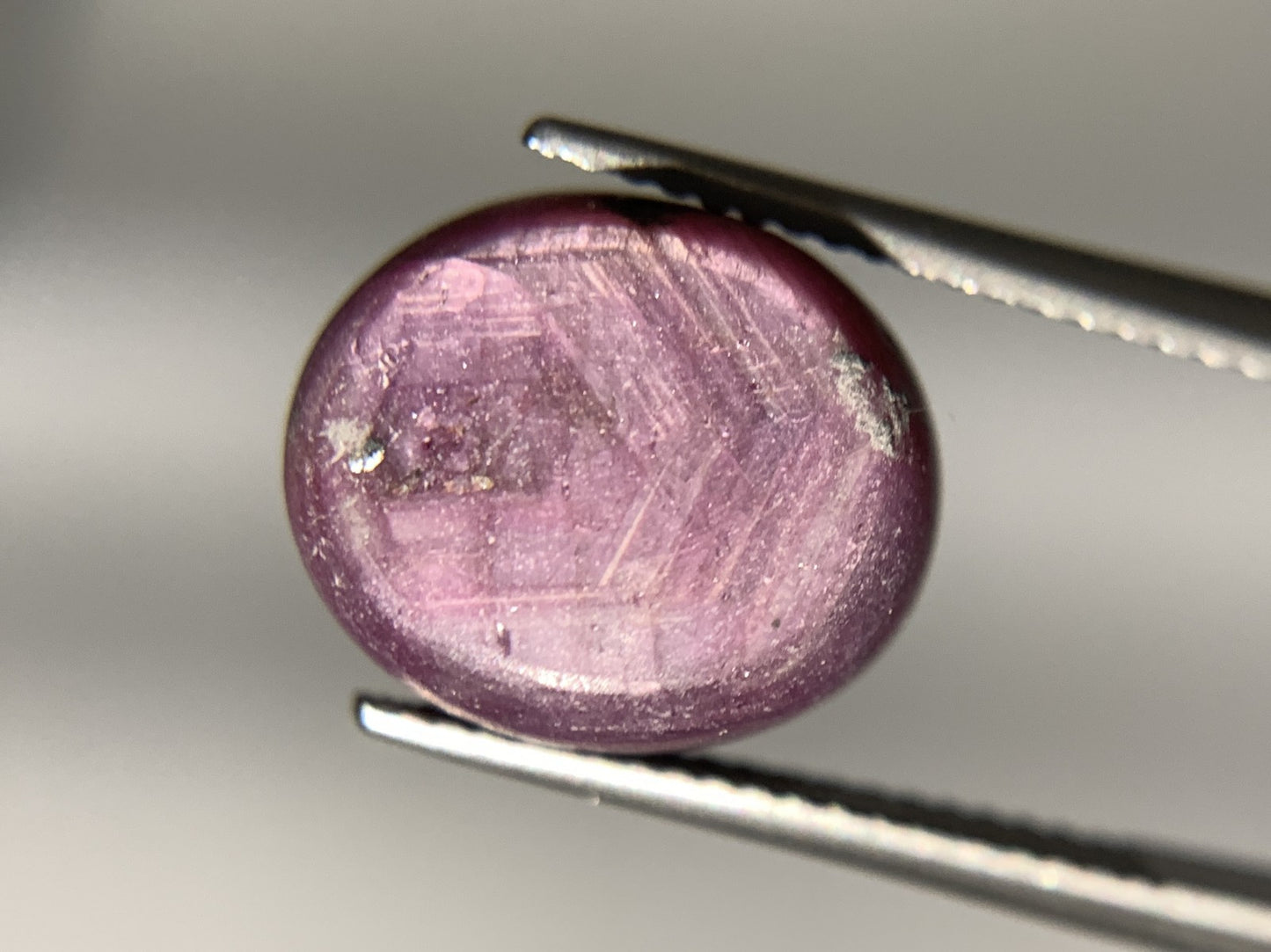 スタールビー 天然 15.576ct 宝石ソーティング付き 13.1㎜×11.2㎜×8.9㎜ ラッピング無料 ルース（ 裸石 ） 5211Y