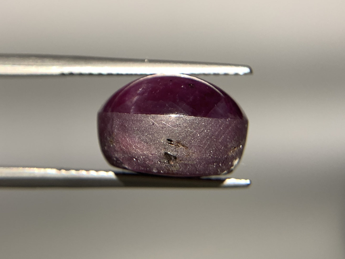 スタールビー 天然 15.576ct 宝石ソーティング付き 13.1㎜×11.2㎜×8.9㎜ ラッピング無料 ルース（ 裸石 ） 5211Y