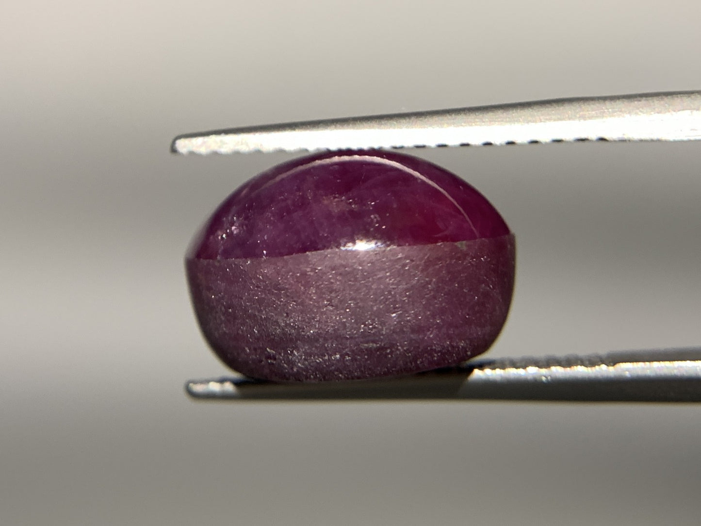 スタールビー 天然 15.576ct 宝石ソーティング付き 13.1㎜×11.2㎜×8.9㎜ ラッピング無料 ルース（ 裸石 ） 5211Y