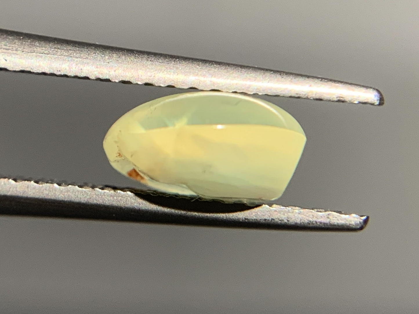クリソベリルキャッツアイ 2.259ct  宝石ソーティング付き  7.5㎜×7.3㎜×4.0㎜  ルース（ 裸石 ） 2023Y