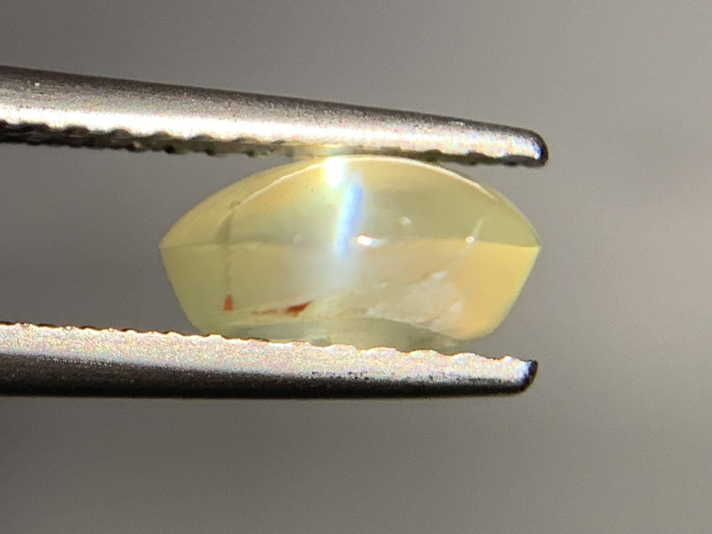 クリソベリルキャッツアイ 2.259ct  宝石ソーティング付き  7.5㎜×7.3㎜×4.0㎜  ルース（ 裸石 ） 2023Y