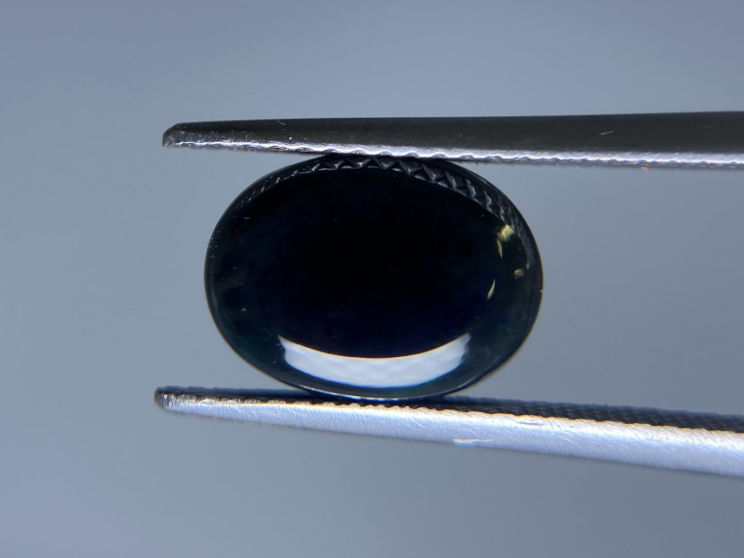 ブラックオパール（黒色化） 2.687ct 宝石ソーティング付き 1.07㎜×8.2㎜×6.3㎜ ルース（ 裸石 ） 3413S