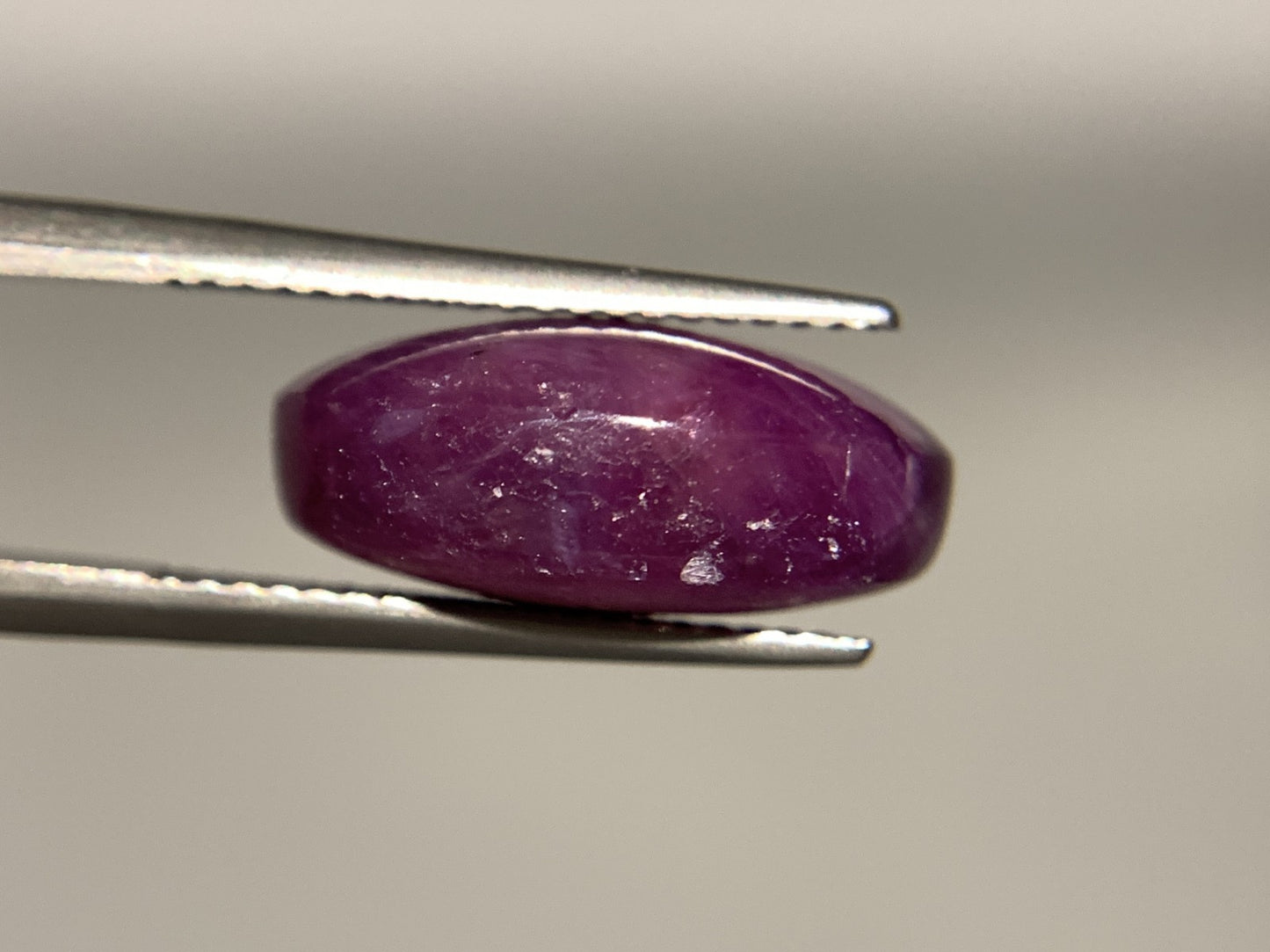 スターサファイア 天然  15.831ct  宝石ソーティング付き  16.1㎜×12.1㎜×6.8㎜  ルース（ 裸石 ）  5010Y