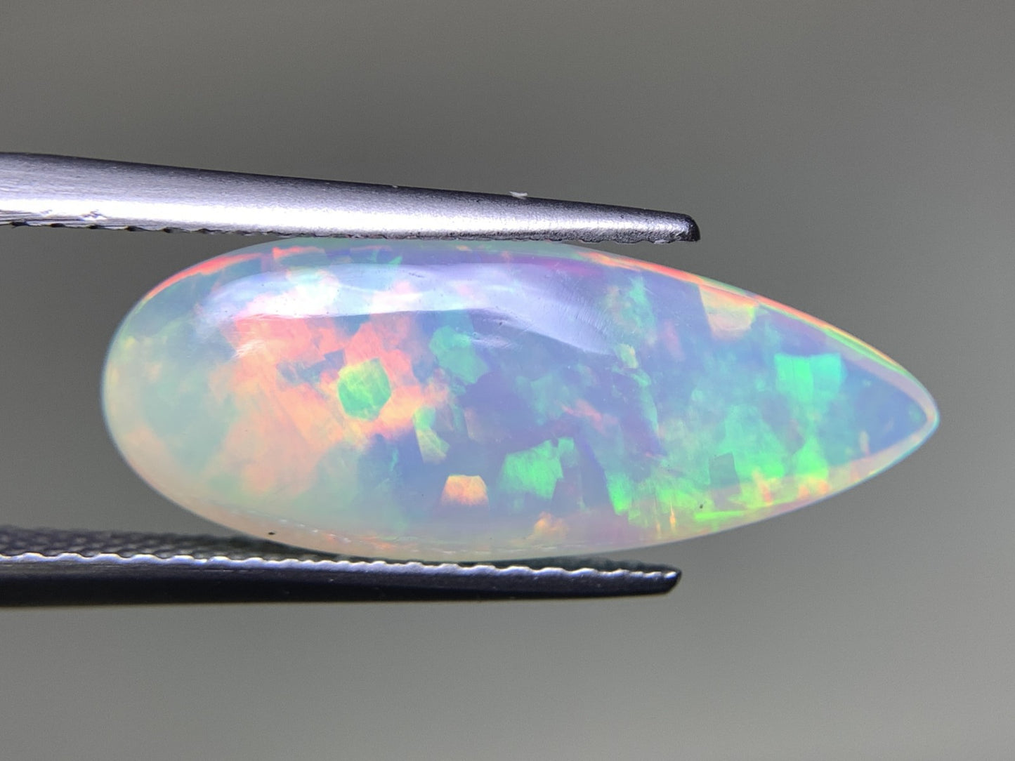 オパール 4.301ct 宝石ソーティング付き  20.0㎜×7.8㎜×6.1㎜  ルース（ 裸石 ） 3031Y