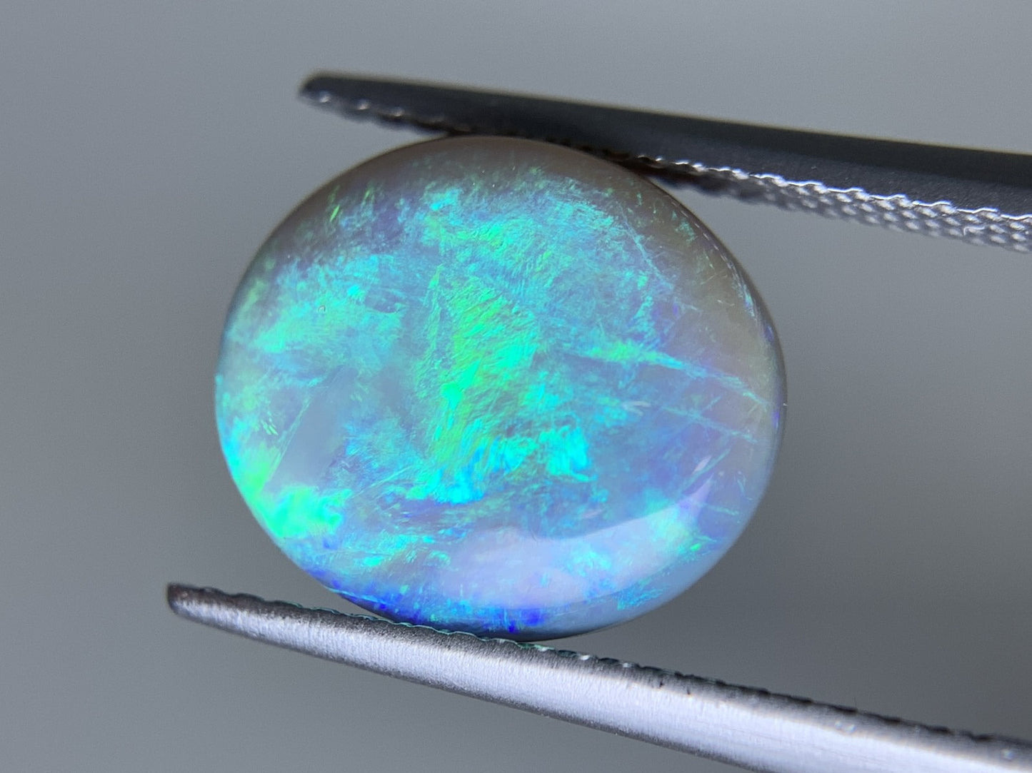 ブラックオパール 天然  3.333ct  宝石ソーティング付き  12.0㎜×10.4㎜×4.3㎜ ルース（ 裸石 ）  6142Y