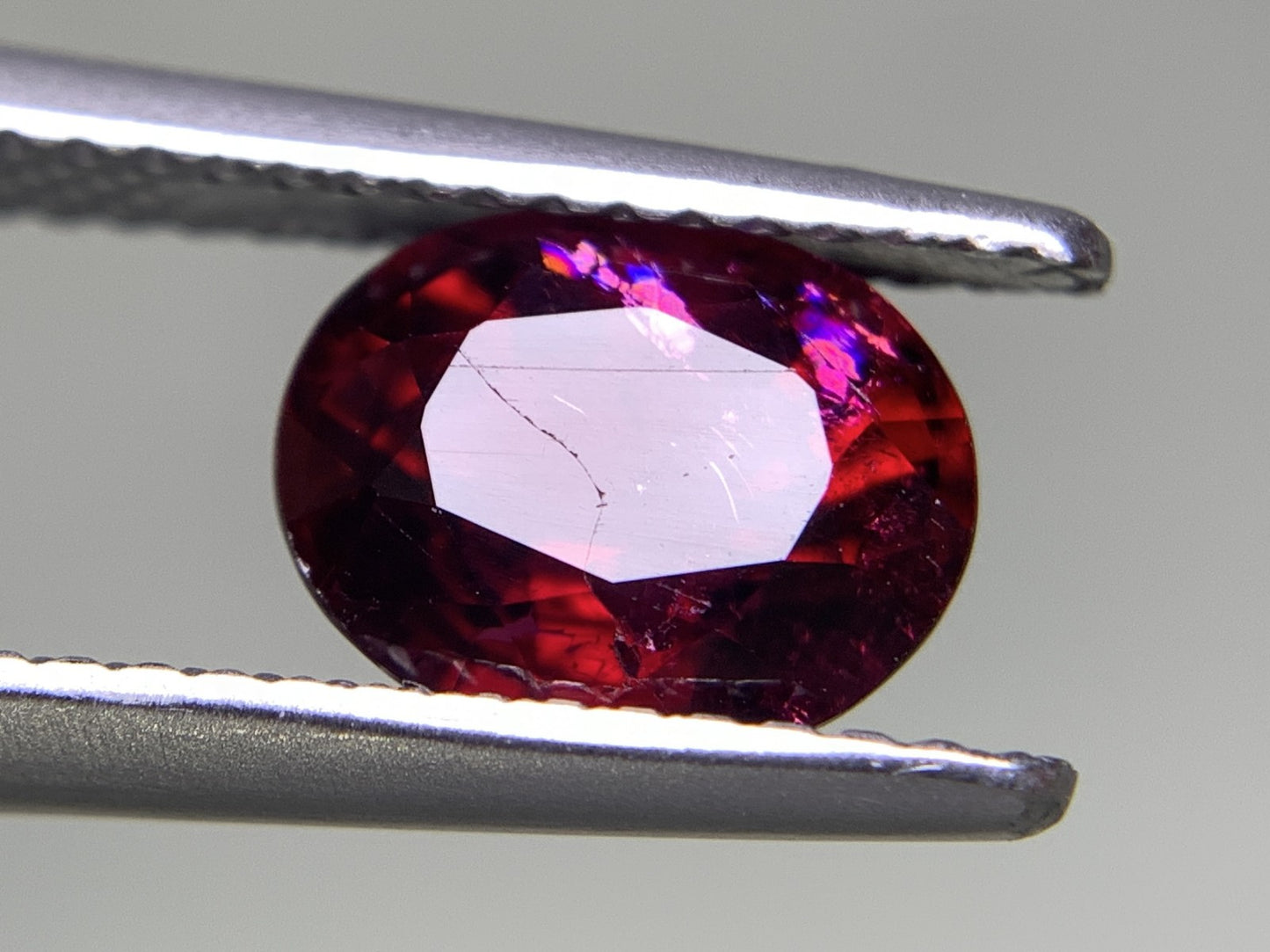 ルベライト（トルマリン） 1.831ct 宝石ソーティング付き  8.3㎜×6.5㎜×4.7㎜  ルース（ 裸石 ） 2634Y