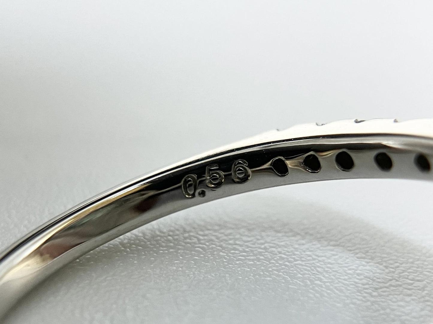 パライバトルマリン 2.025ct 中央宝石研究所鑑別書（CGL） D0.56ct PT900 4.7g 指輪 （JP10号） サイズ直し無料 7933S