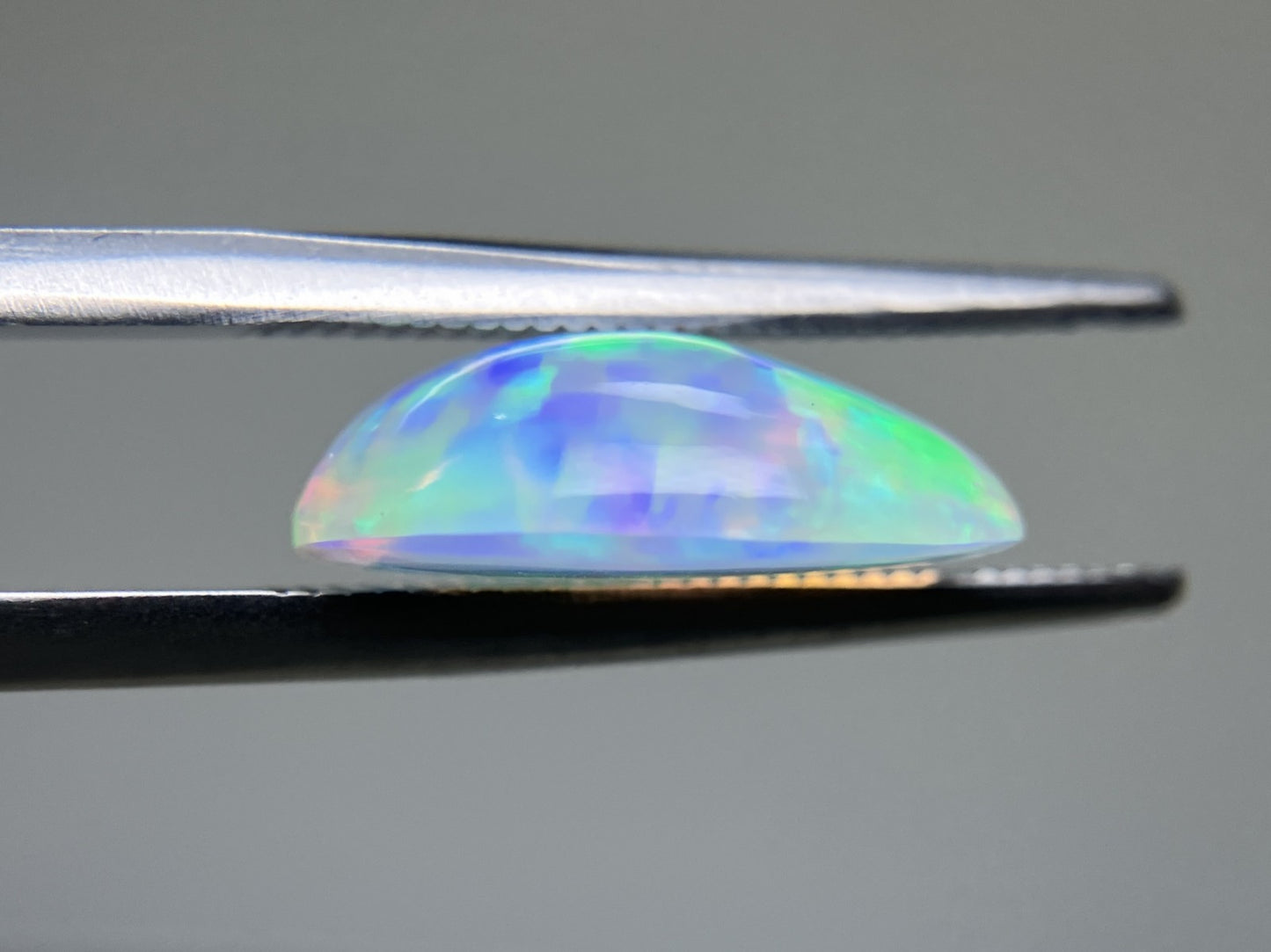オパール 3.070ct 宝石ソーティング付き 13.8㎜×9.5㎜×4.7㎜ ルース（ 裸石 ） 3349YY