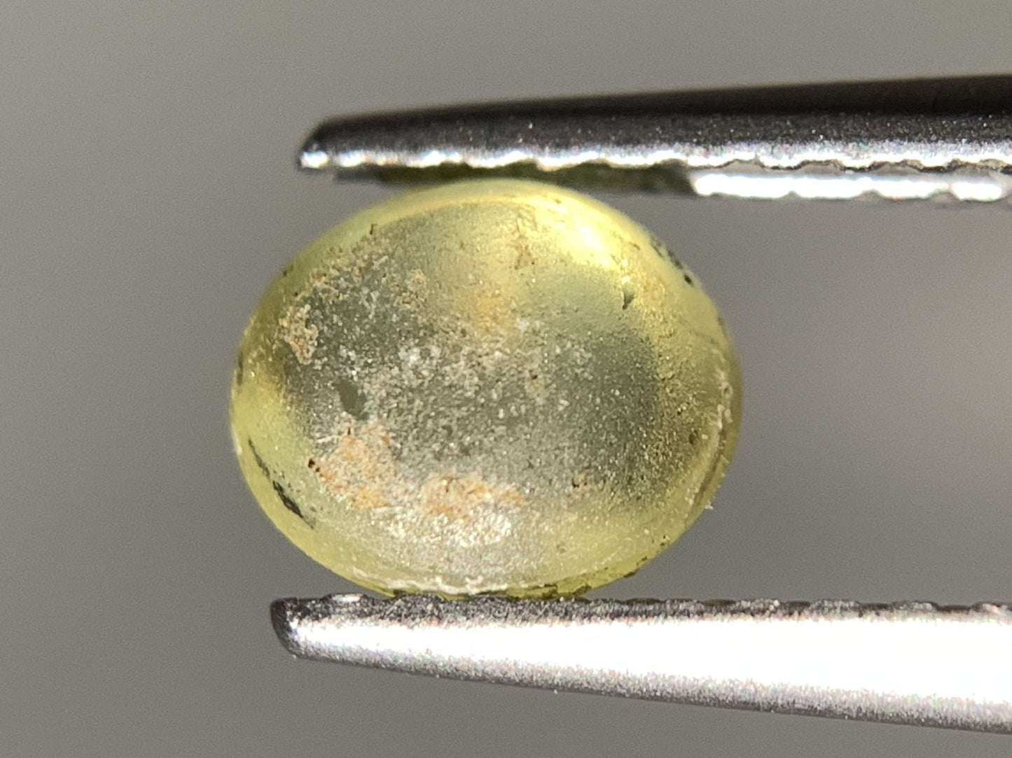 クリソベリルキャッツアイ 天然 1.098ct 宝石ソーティング付き 5.9㎜×5.2㎜×3.6㎜ ルース（ 裸石 ） 7026Y