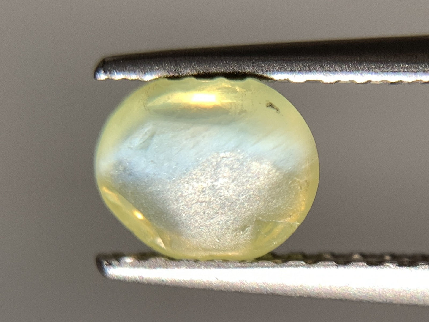 クリソベリルキャッツアイ 天然 1.123ct 宝石ソーティング付き 6.2㎜×5.4㎜×3.5㎜ ルース（ 裸石 ） 7009Y