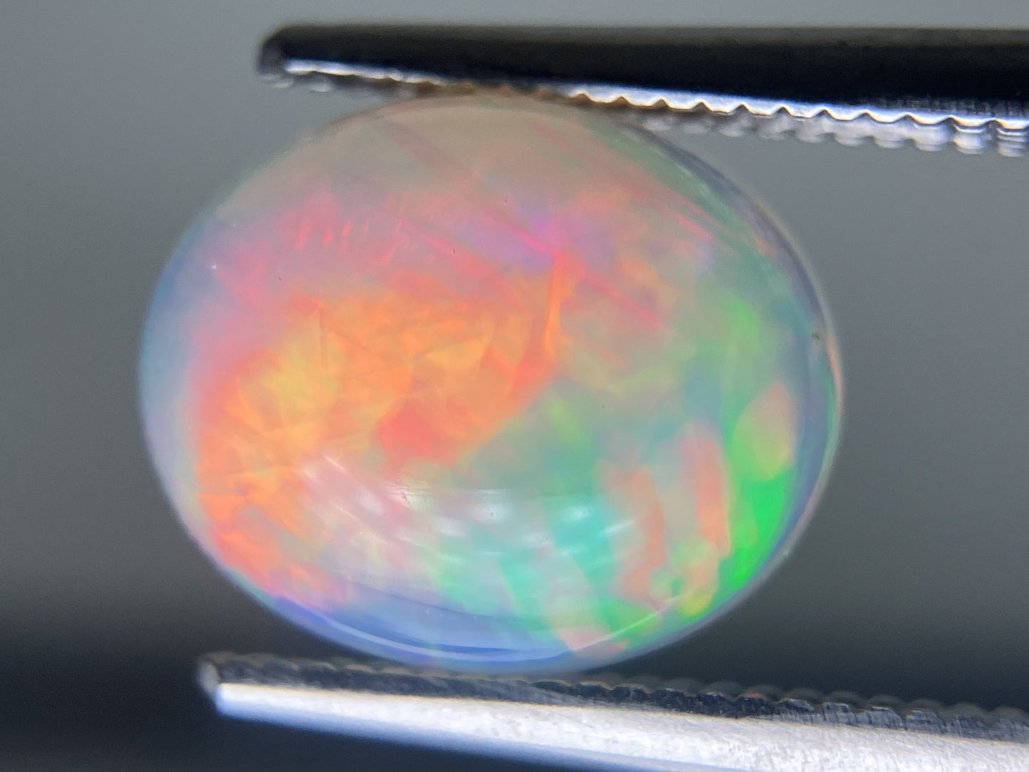 オパール 2.254ct 宝石ソーティング付き  10.7㎜×9.0㎜×4.5㎜  ルース（ 裸石 ） 3374YY