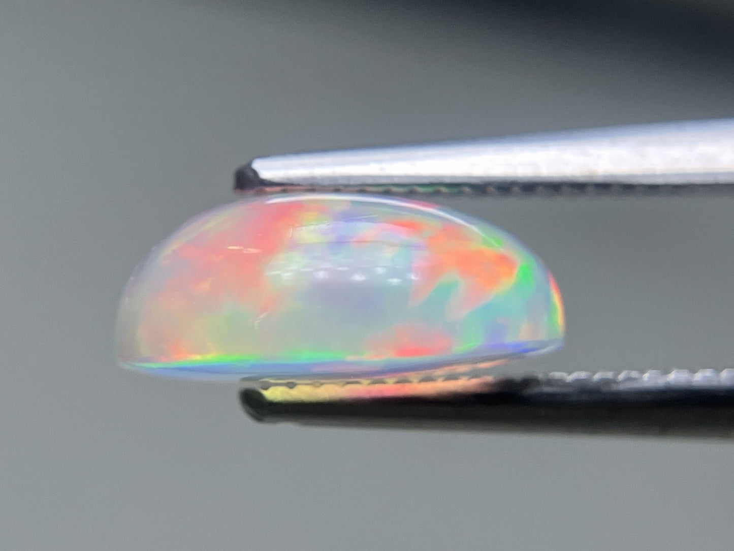 オパール 2.254ct 宝石ソーティング付き  10.7㎜×9.0㎜×4.5㎜  ルース（ 裸石 ） 3374YY