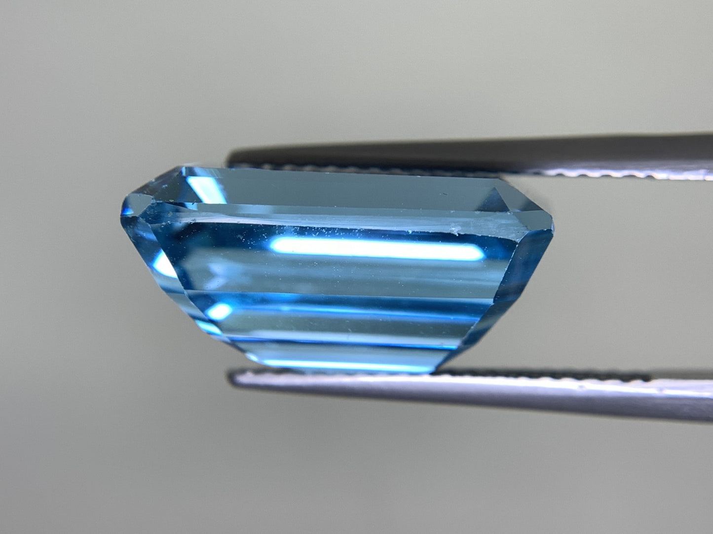 ブルートパーズ 天然 17.158ct 宝石ソーティング付き 16.1㎜×12.1㎜×8.2㎜ ルース（ 裸石 ） 6991Y