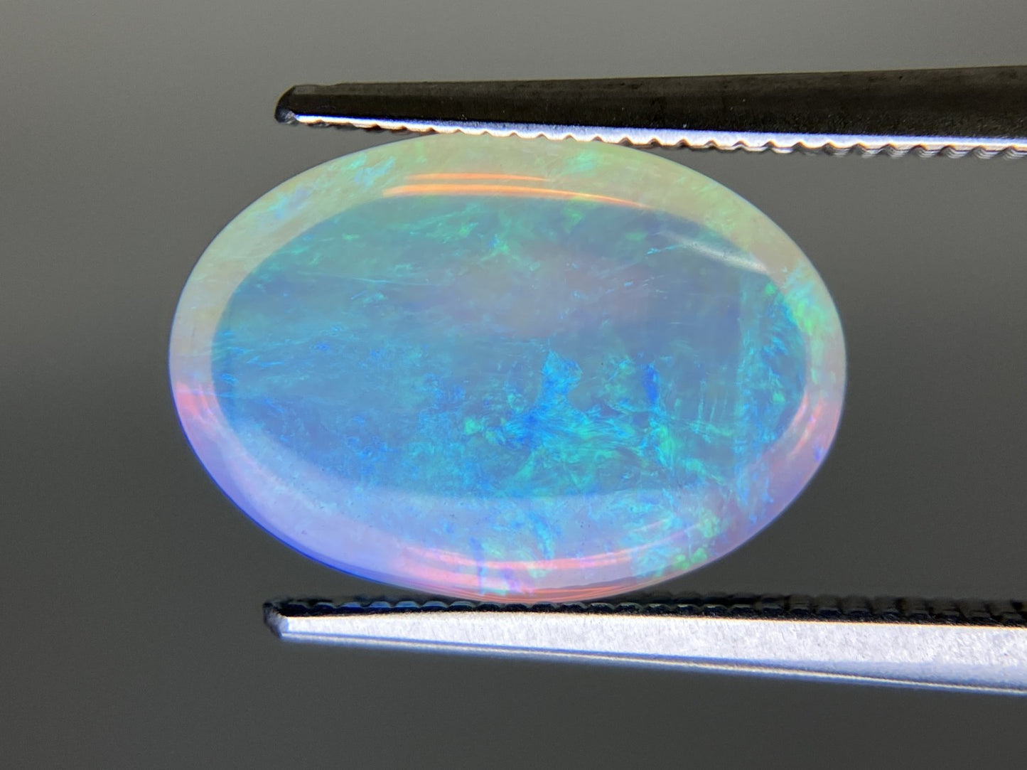 オパール 5.121ct  宝石ソーティング付き  14.5㎜×10.2㎜×5.4㎜  天然 ルース（ 裸石 ） 4983YY