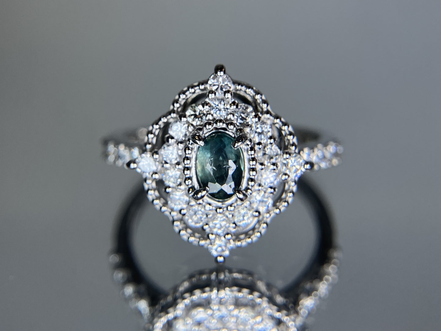 アレキサンドライト 0.28ct ブラジル産 Brazil GIA鑑別書 D0.36ct PT900 4.1g 指輪 （JP11号） サイズ直し無料 7530S