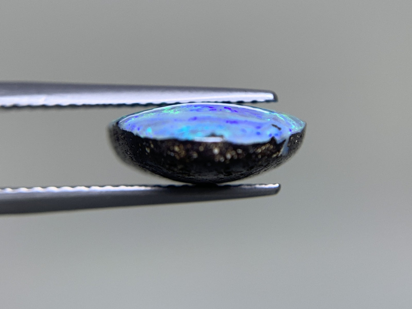 ボルダーオパール 6.302ct  宝石ソーティング付き  15.3㎜×12.3㎜×4.9㎜  ルース（ 裸石 ） 2131Y