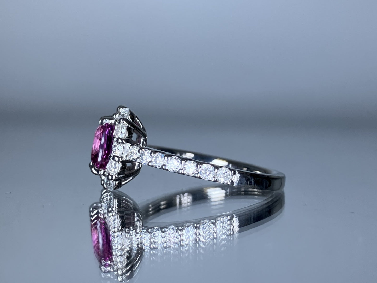 ピンクサファイア 1.01ct 非加熱 NoHeat GIA鑑別書 D0.57ct PT900 5.2g 指輪 （JP11号） サイズ直し無料 8115S