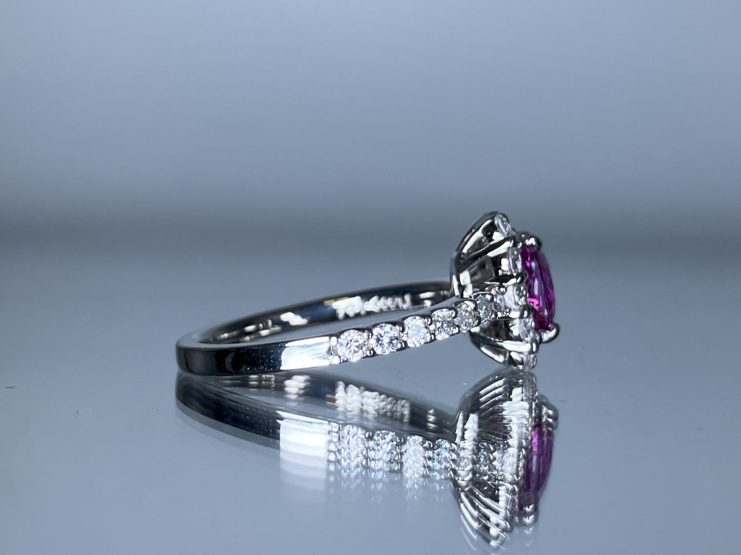 ピンクサファイア 1.01ct 非加熱 NoHeat GIA鑑別書 D0.57ct PT900 5.2g 指輪 （JP11号） サイズ直し無料 8115S