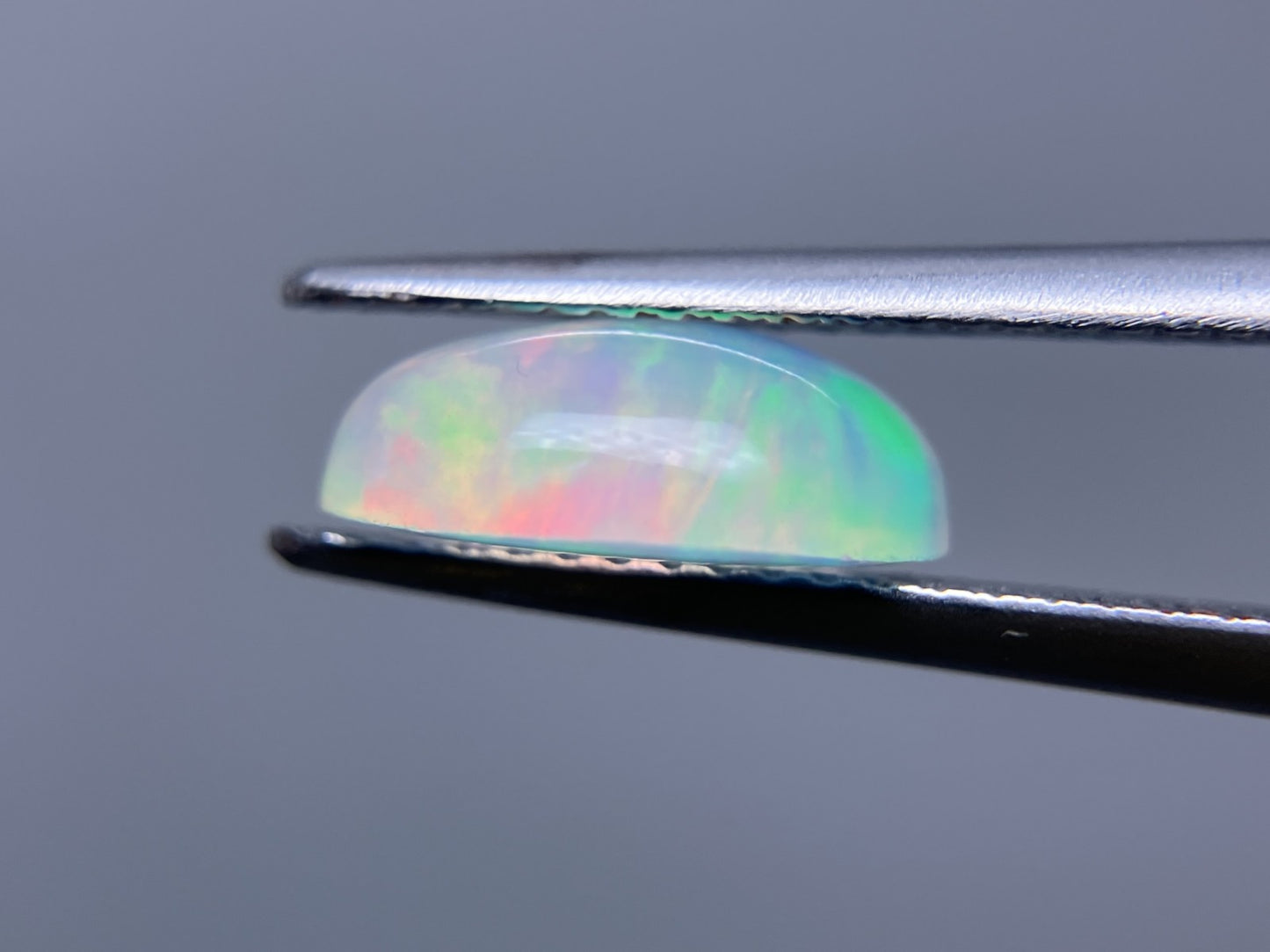 オパール 2.109ct 宝石ソーティング付き 10.7㎜×8.9㎜×4.1㎜ ルース（ 裸石 ） 3367S