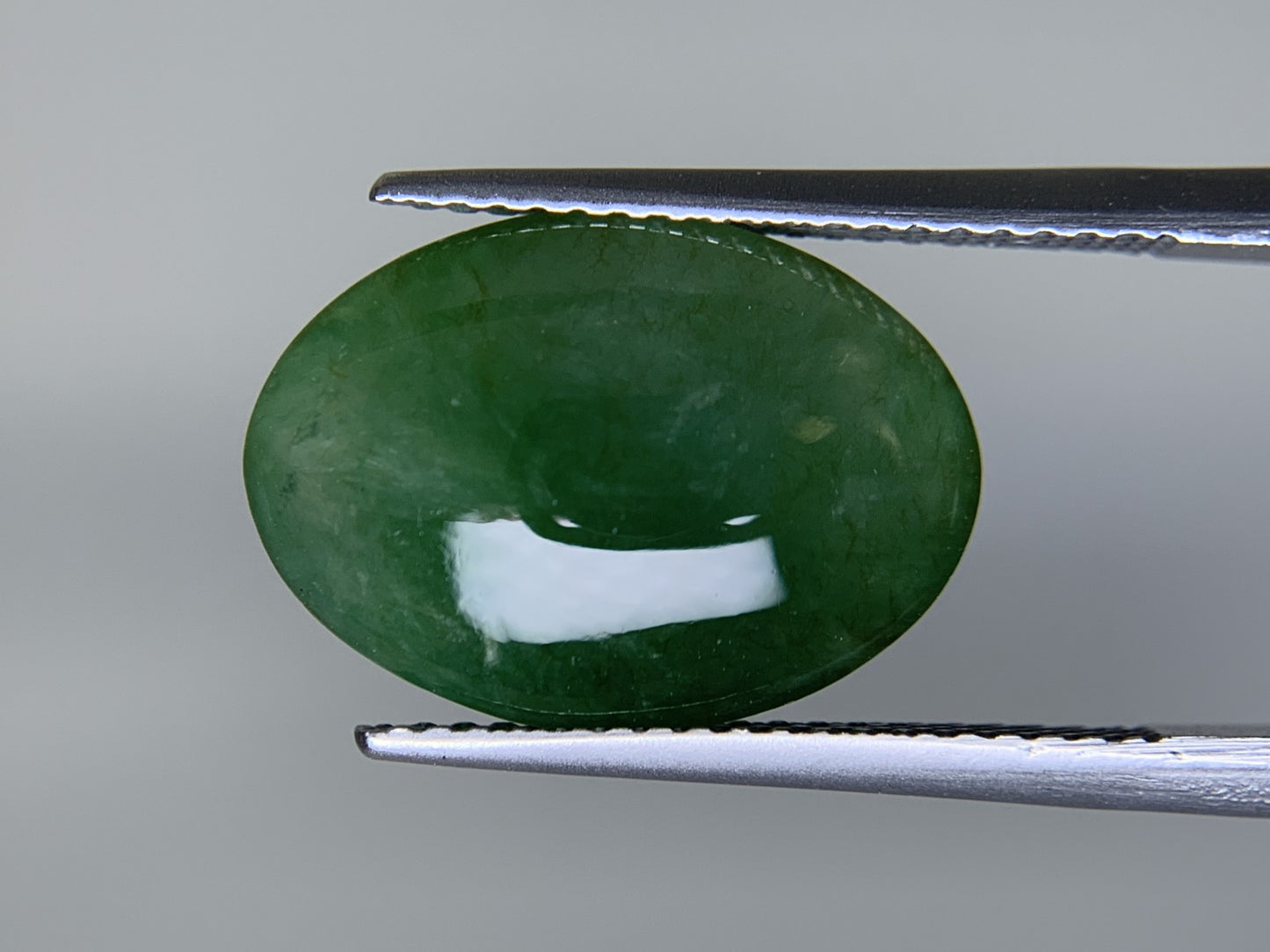 ヒスイ 翡翠 天然 8.701ct 宝石ソーティング付き 15.7㎜×11.2㎜×6.1㎜ ルース（ 裸石 ） 5978Y