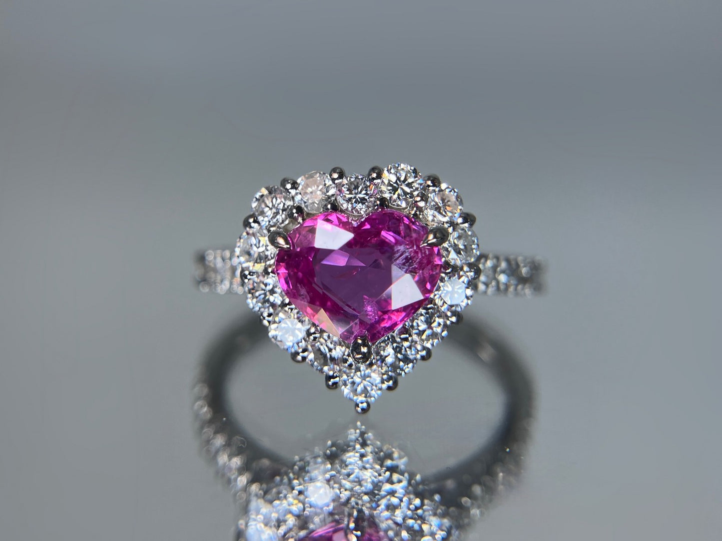 ピンクサファイア 1.43ct 非加熱 NoHeat GIA鑑別書 D0.72ct PT900 5.7g 指輪 （JP10号） サイズ直し無料 7794S