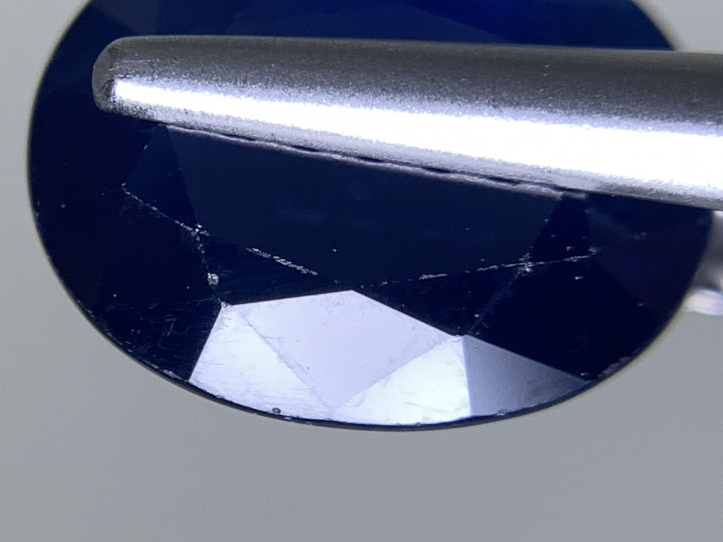 サファイア 天然 2.518ct 宝石ソーティング付き 9.1㎜×7.1㎜×4.2㎜ ルース（ 裸石 ） 8200Y