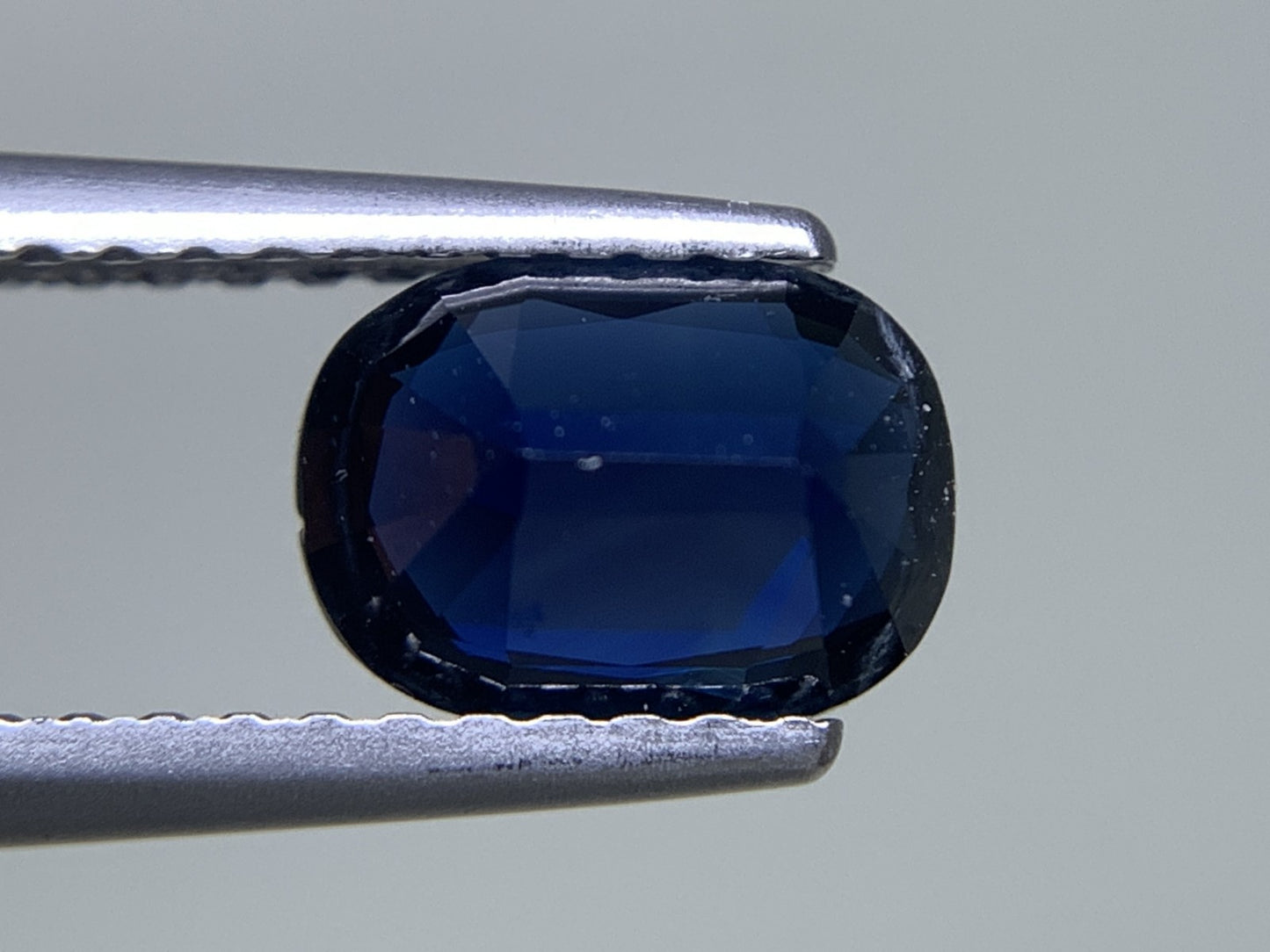 サファイア 天然 1.219ct 宝石ソーティング付き 7.3㎜×5.4㎜×3.3㎜ ルース（ 裸石 ） 8213Y