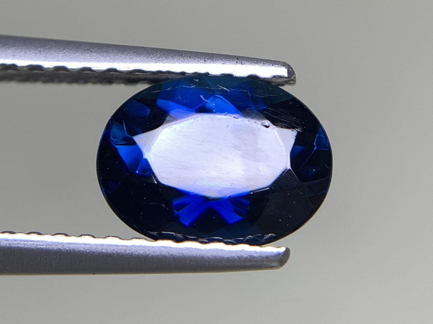 トルマリン（インディコライト） 1.173ct 宝石ソーティング付き  7.7㎜×5.8㎜×4.4㎜  ルース（ 裸石 ） 2247Y