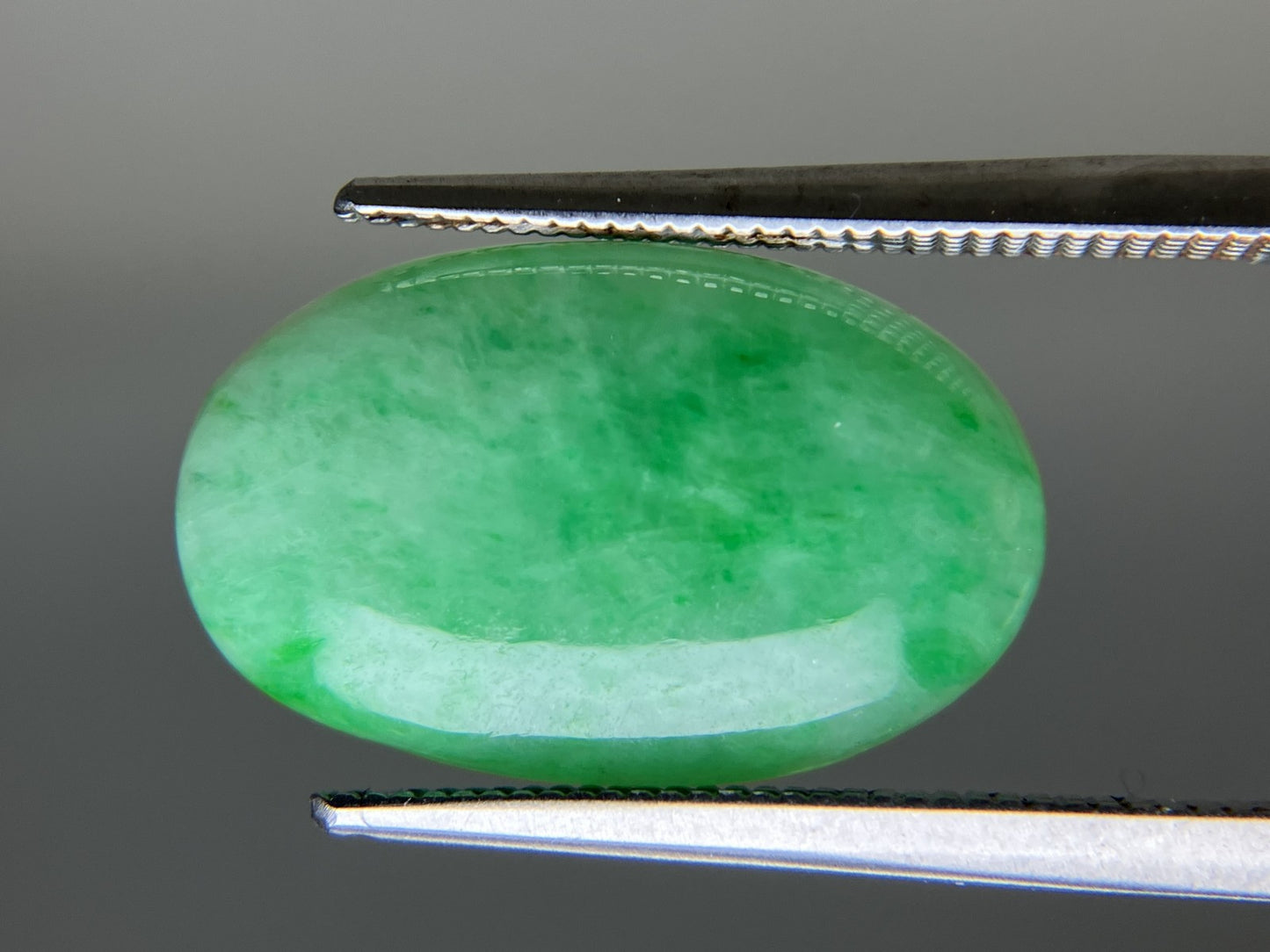 ひすい（ヒスイ 翡翠） 5.838ct 宝石ソーティング付き 17.8㎜×11.2㎜×2.5㎜ ルース（ 裸石 ） 4829YY