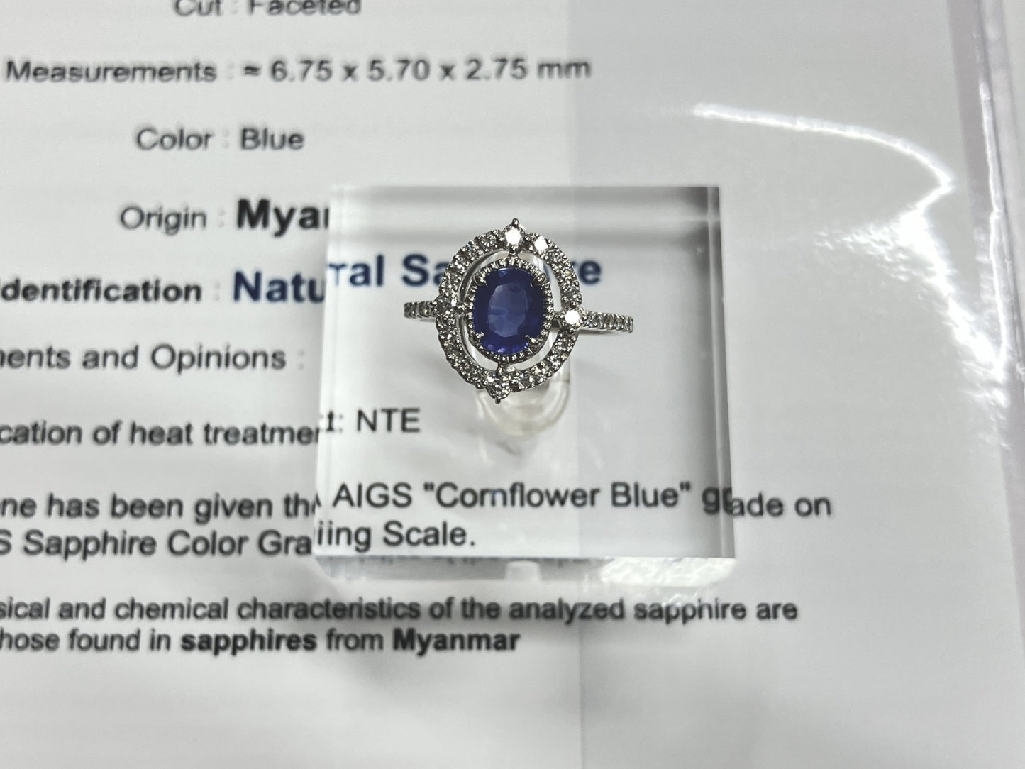 サファイア 0.96ct ミャンマー産　非加熱　コンフラワーブルー AIGS鑑別書 D0.34ct PT900 5.0g 指輪 （JP13号） サイズ直し無料 7831S