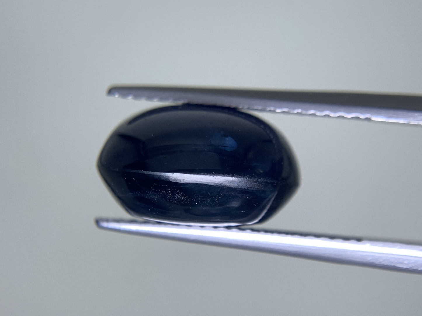 サファイア 天然 11.844ct 宝石ソーティング付き 13.0㎜×10.9㎜×7.7㎜ ルース（ 裸石 ） 8173Y