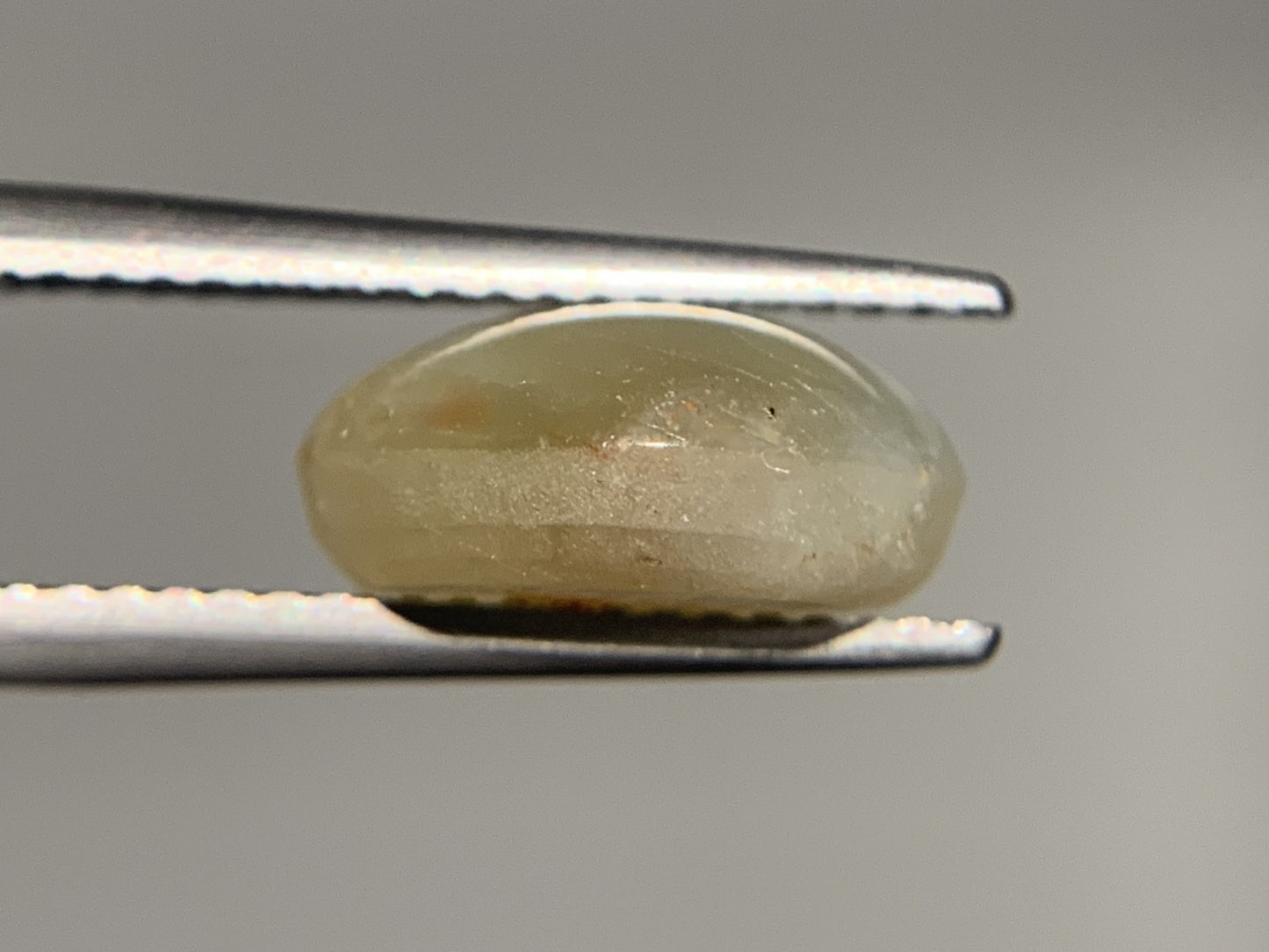 クリソベリルキャッツアイ 5.331ct 中央宝石ソーティング付き 11.3㎜×9.0㎜×5.2㎜ ルース（ 裸石 ） 4019Y